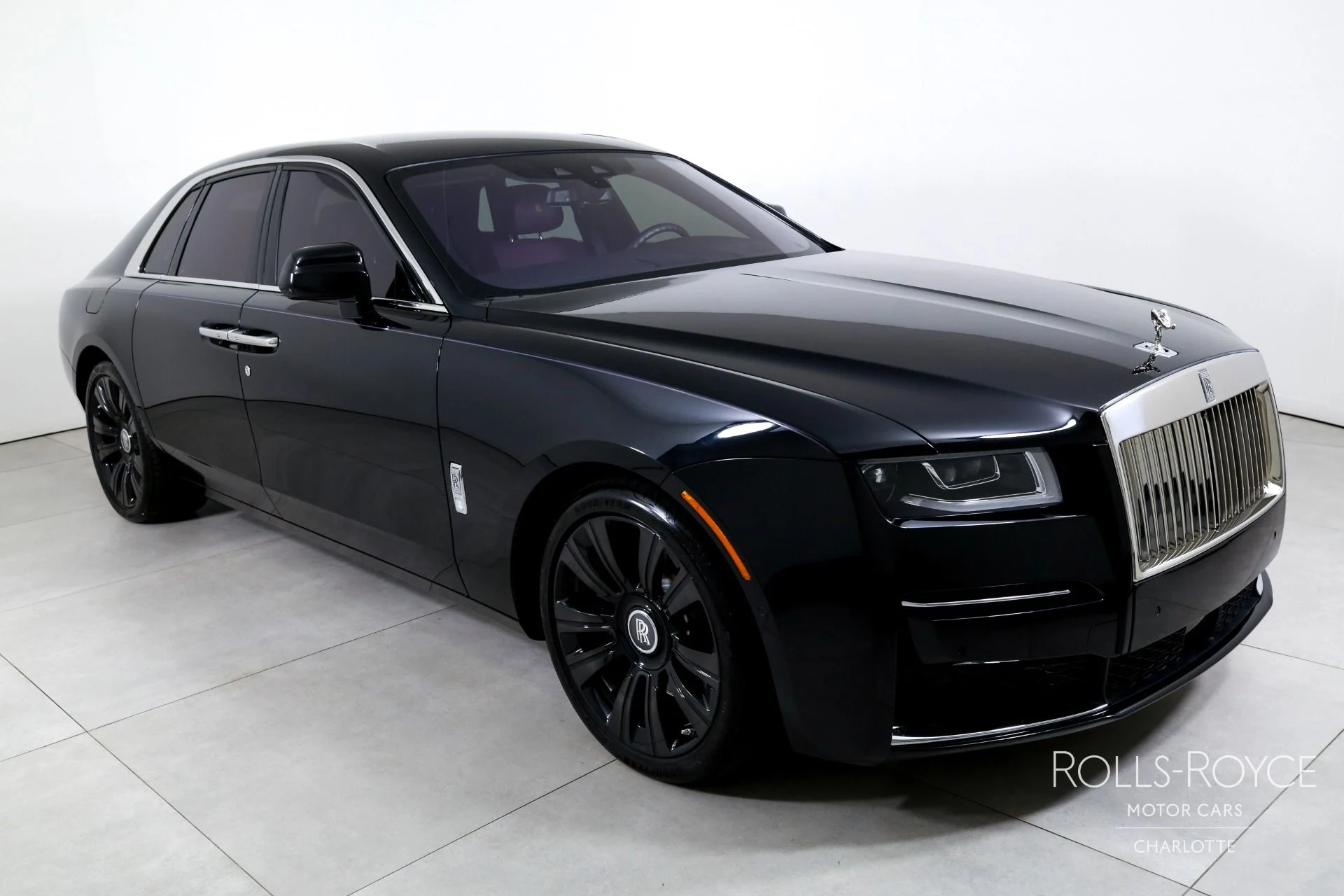 mph005_2755879409_Used_2022_Rolls_Royce_Ghost_1786637312_a5da933b1e