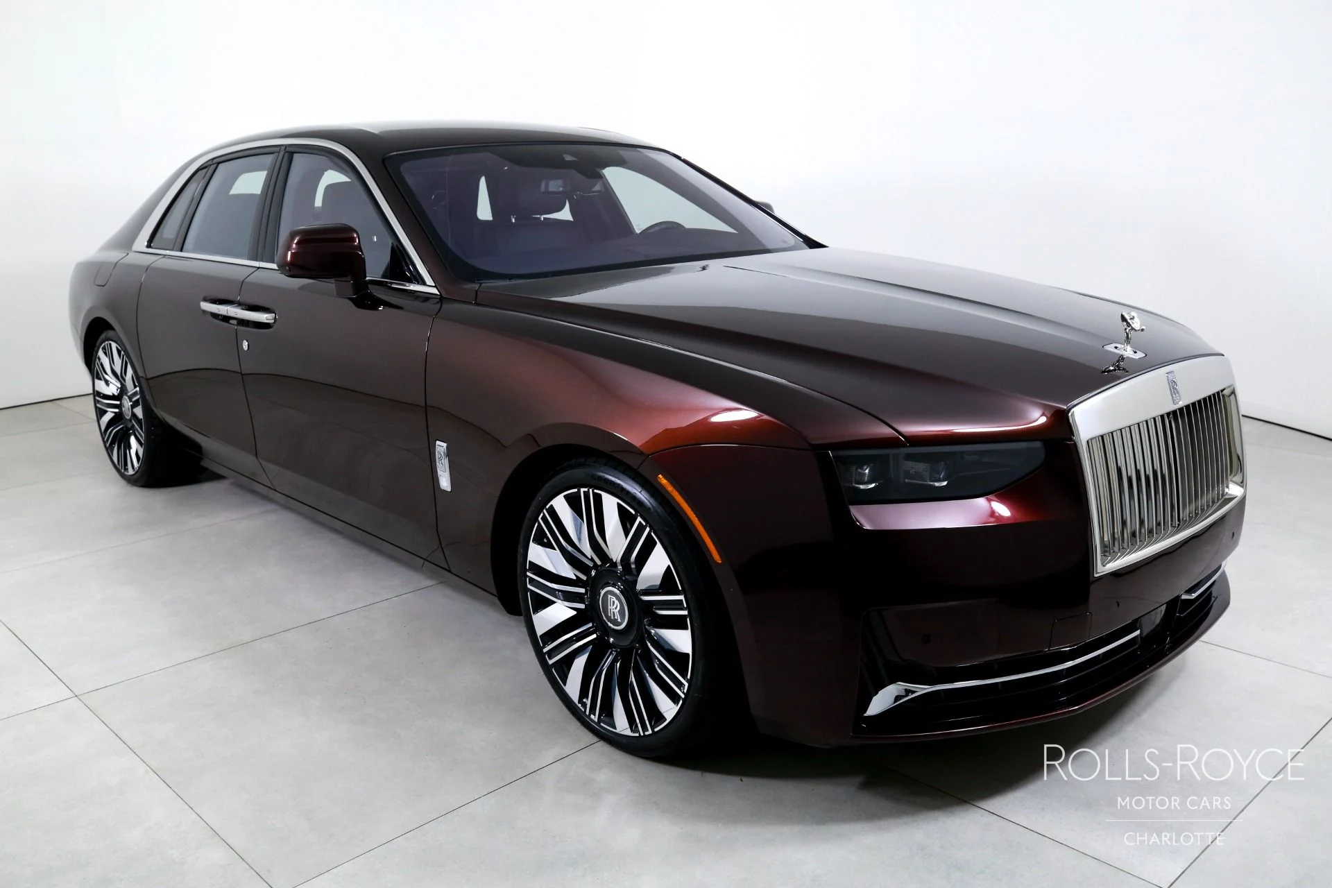 mph005_2773085017_Used_2026_Rolls_Royce_Ghost_1782835790_9a6faf216d