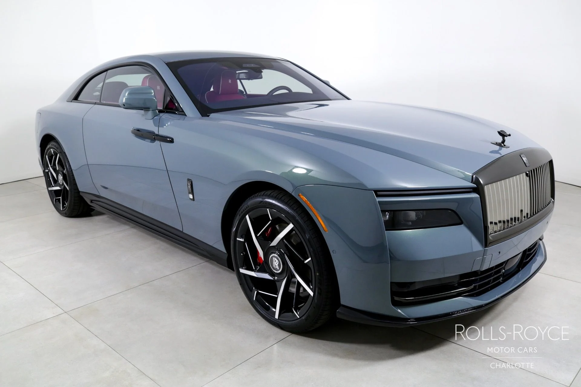 mph005_2773271658_Used_2025_Rolls_Royce_Black_Badge_Spectre_1748039397_1814ed4347