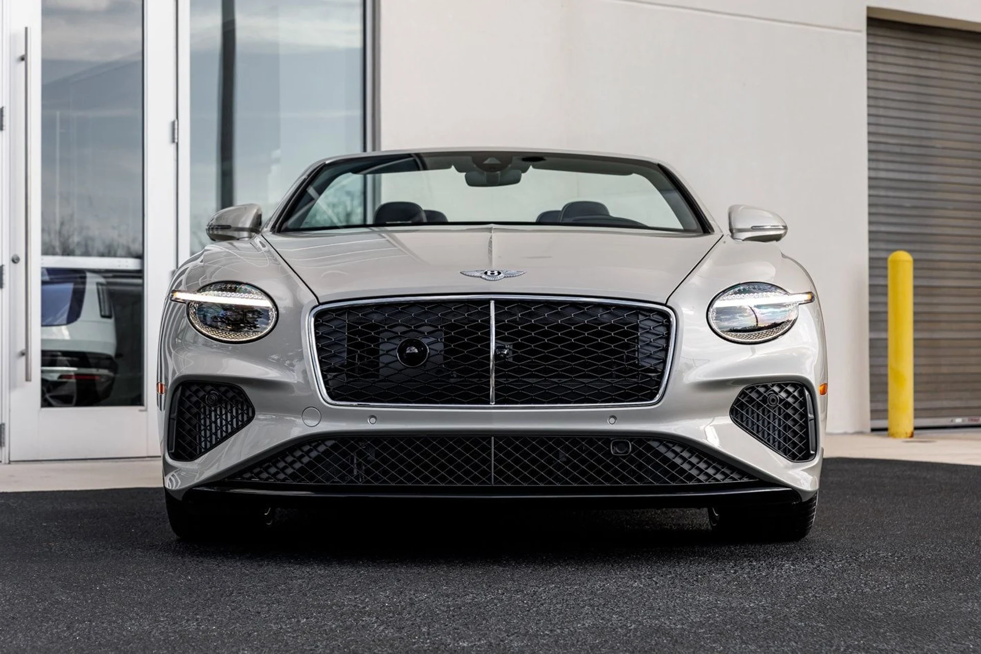 mph005_2773412986_5600228bbc2edaffd7da0076601111e9x_7733011407