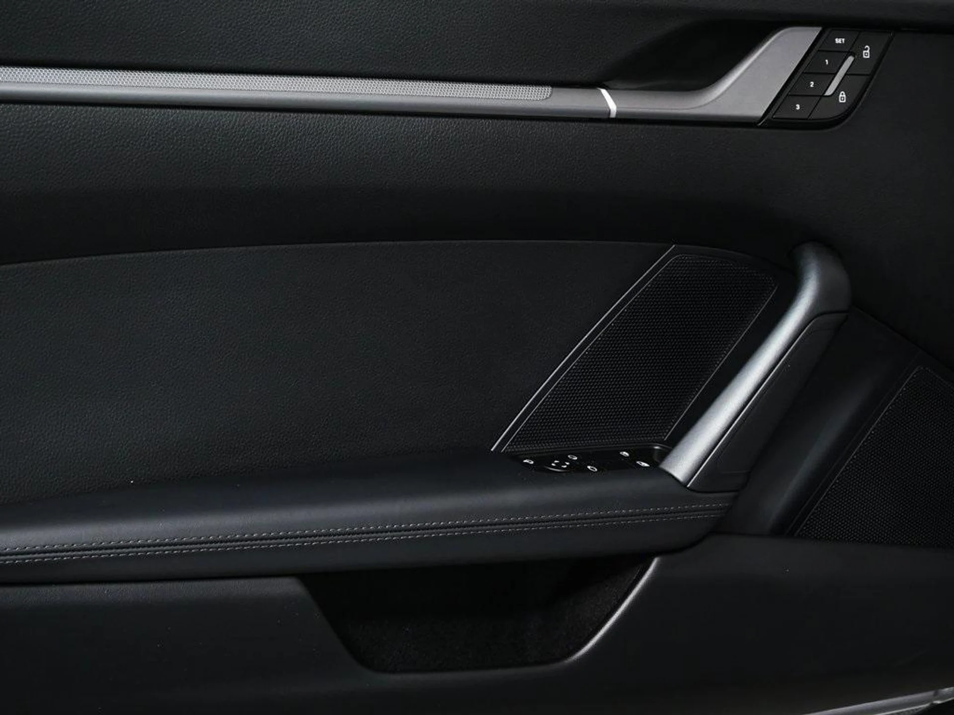 mph005_2779032901_wtxgk5hg_DTD_Oirf9s_J_Qgk_RY_Vjd8_17a951baf2