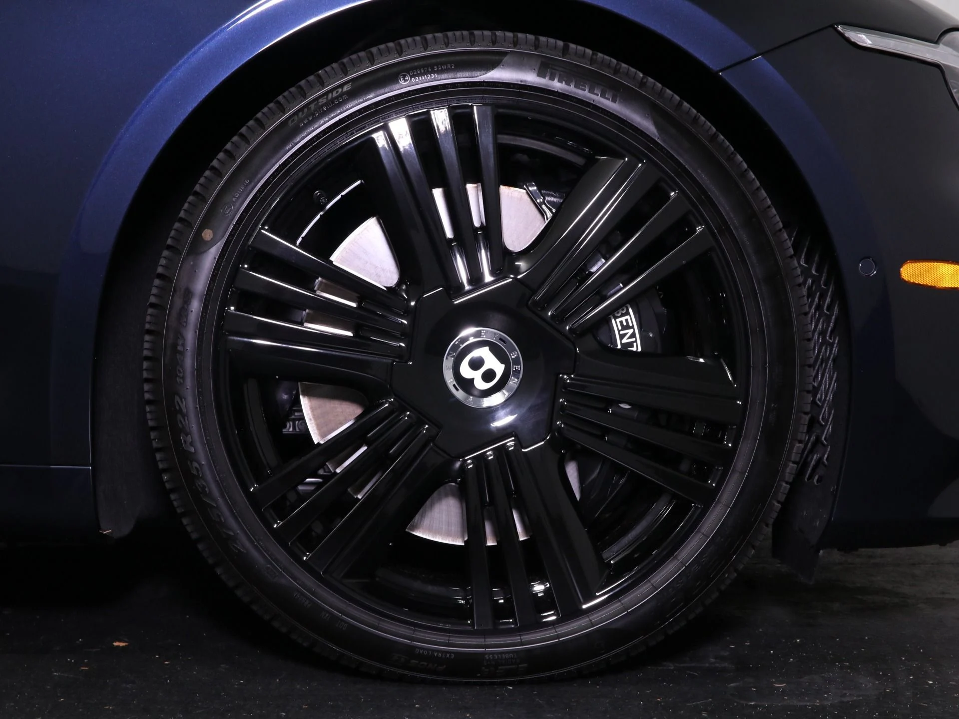 mph005_2788718946_New_2026_Bentley_Continental_GT_Azure_1768460913_4fe1eeaf90