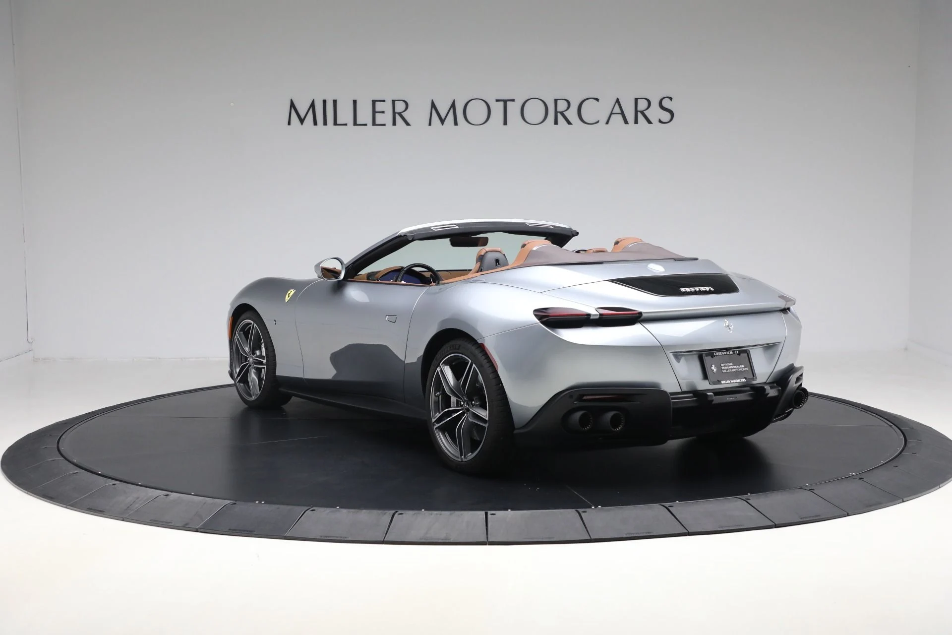 mph005_2793434820_Used_2025_Ferrari_Roma_Spider_1767969069_692881dfea