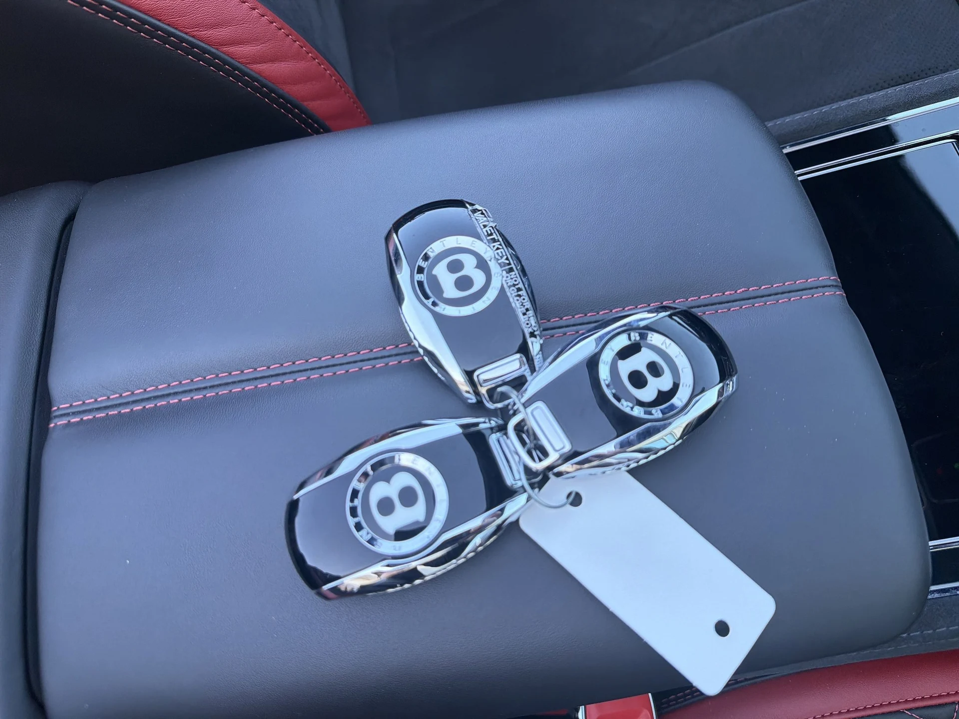 mph005_2793657220_e7ee0191a9c80573ff93eb51a1dbe1a4x_87fd2085a6