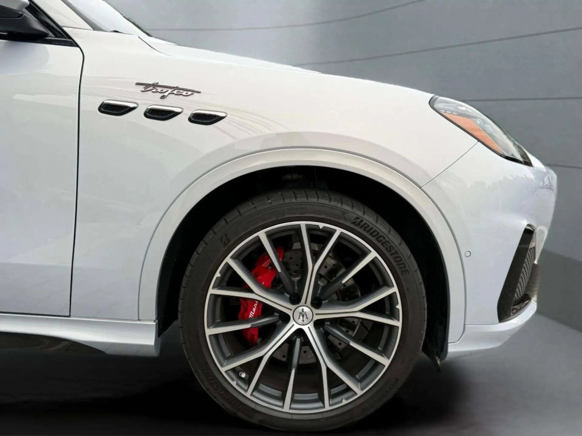 mph005_2806788559_240fa67ef1824813905d88928fab4bc7_0ec8153a82