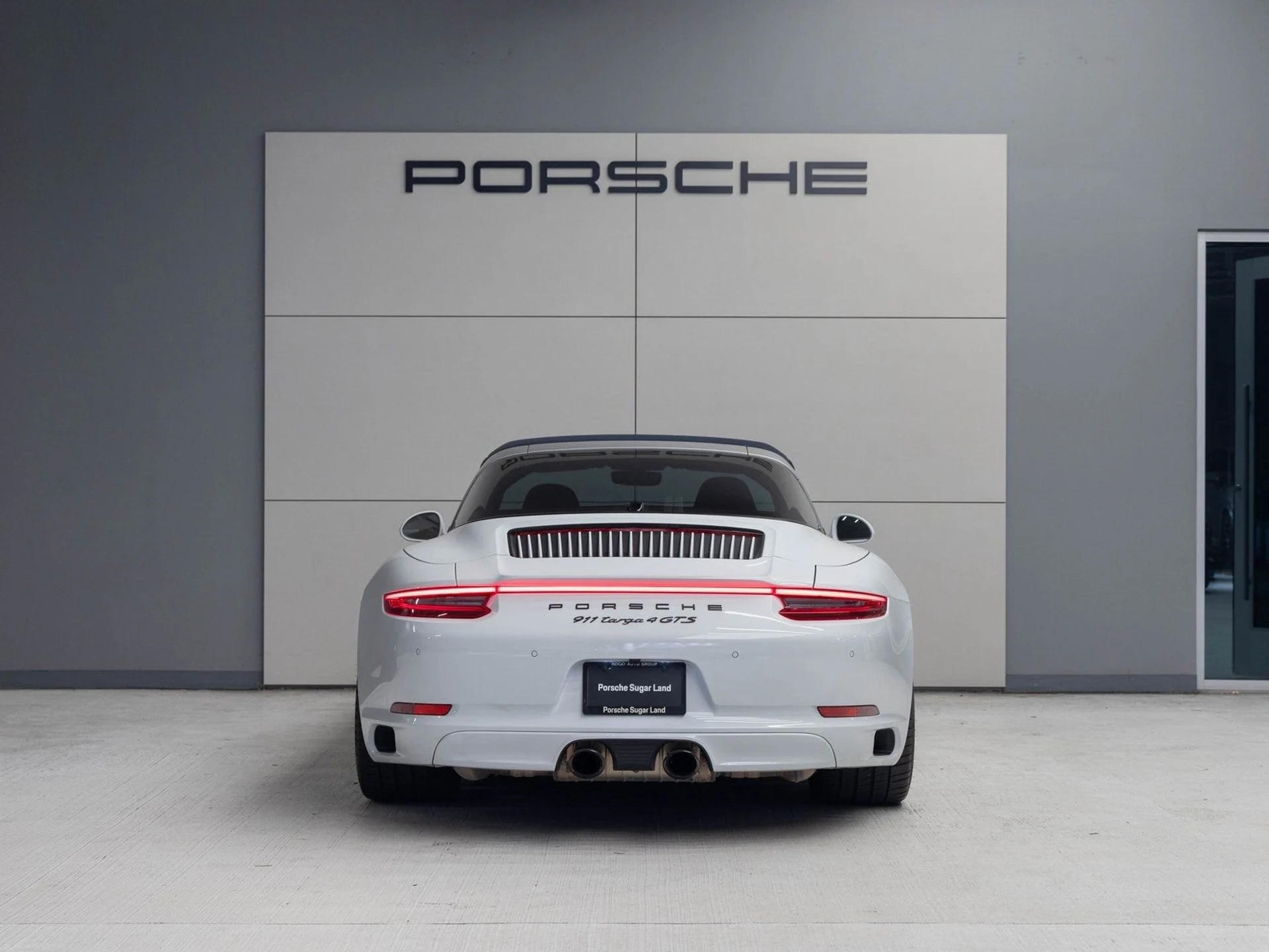 mph005_2819121264_6_5bfcf9bc47