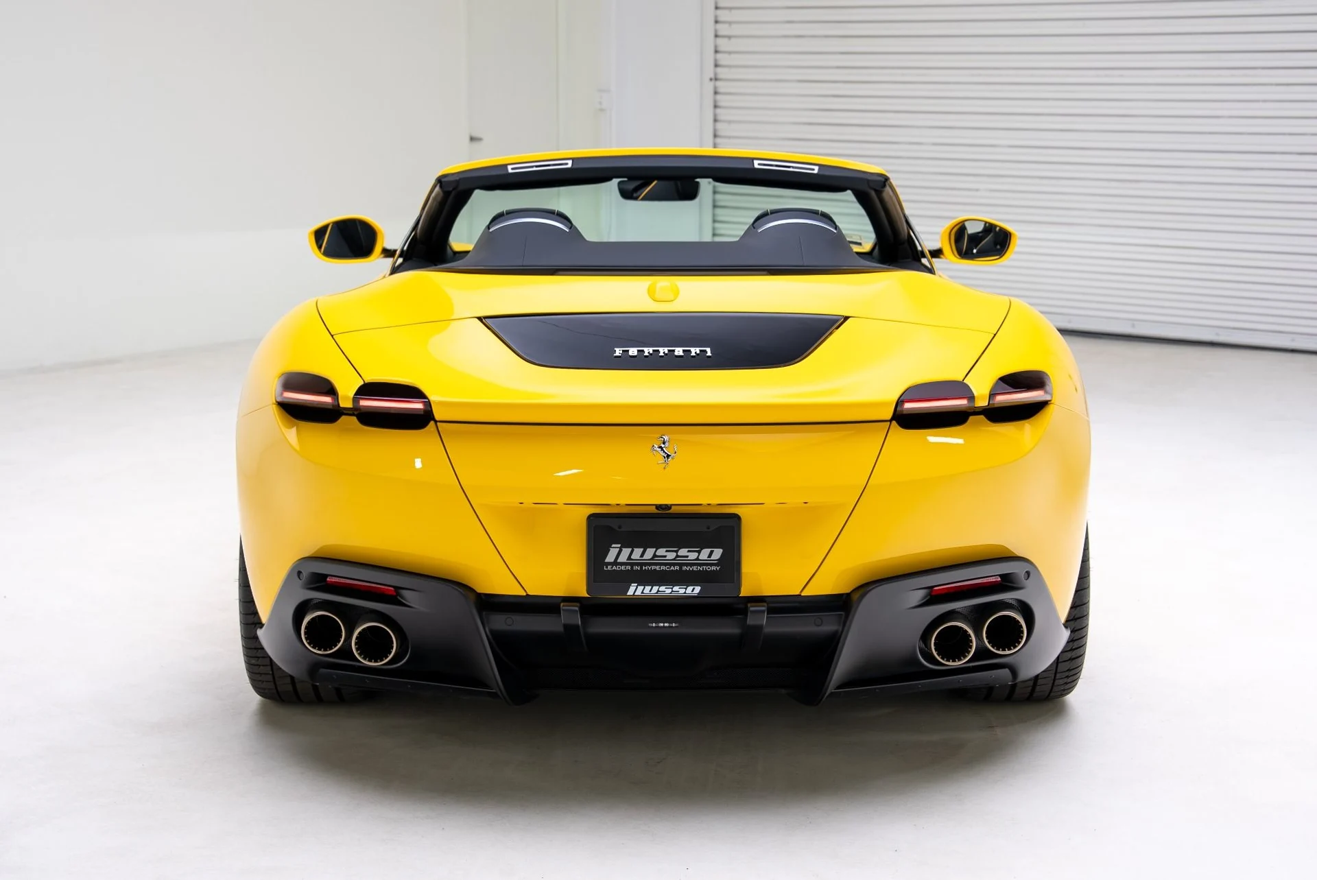 mph005_2820838124_Used_2025_Ferrari_Roma_Spider_1768435062_a5f2b18721