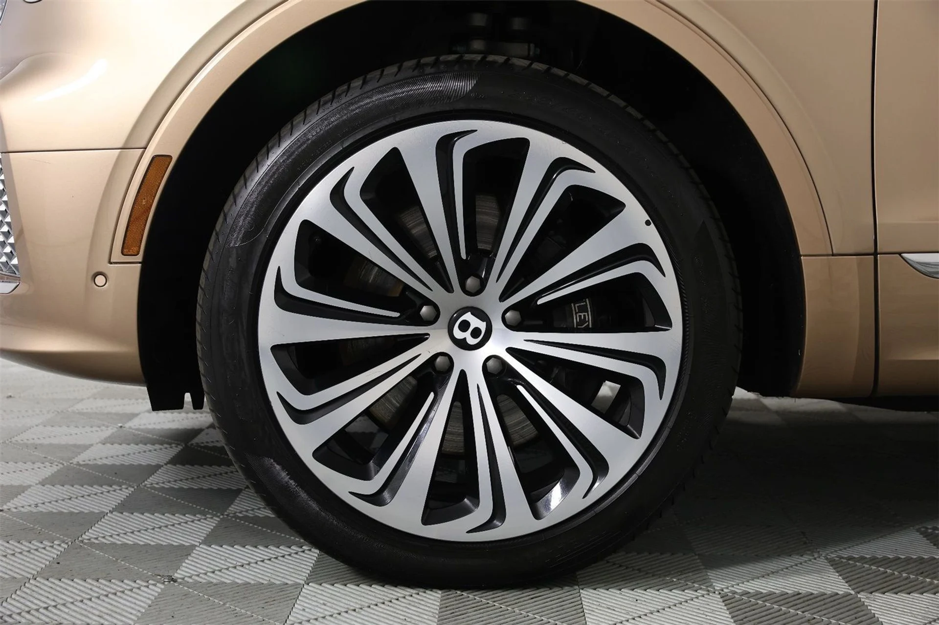 mph005_2828277764_af6e1d6d05a44e7c930ebf74ee69b373_cecbfd5d09