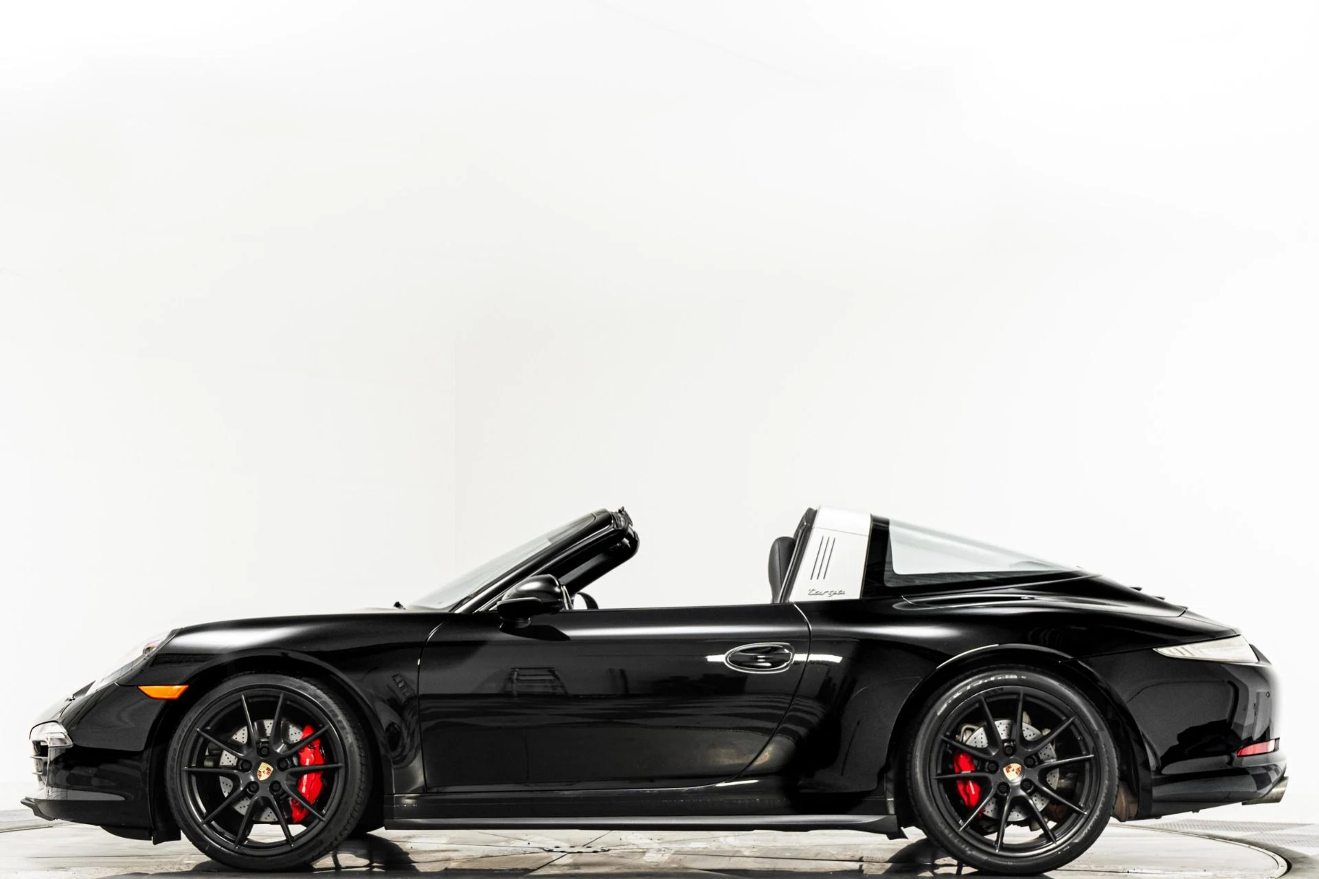 mph005_2833258776_Used_2016_Porsche_911_Targa_4_S_Premium_Package_Heated_and_Ventilated_Seats_1784745982_c58a5f6fa1