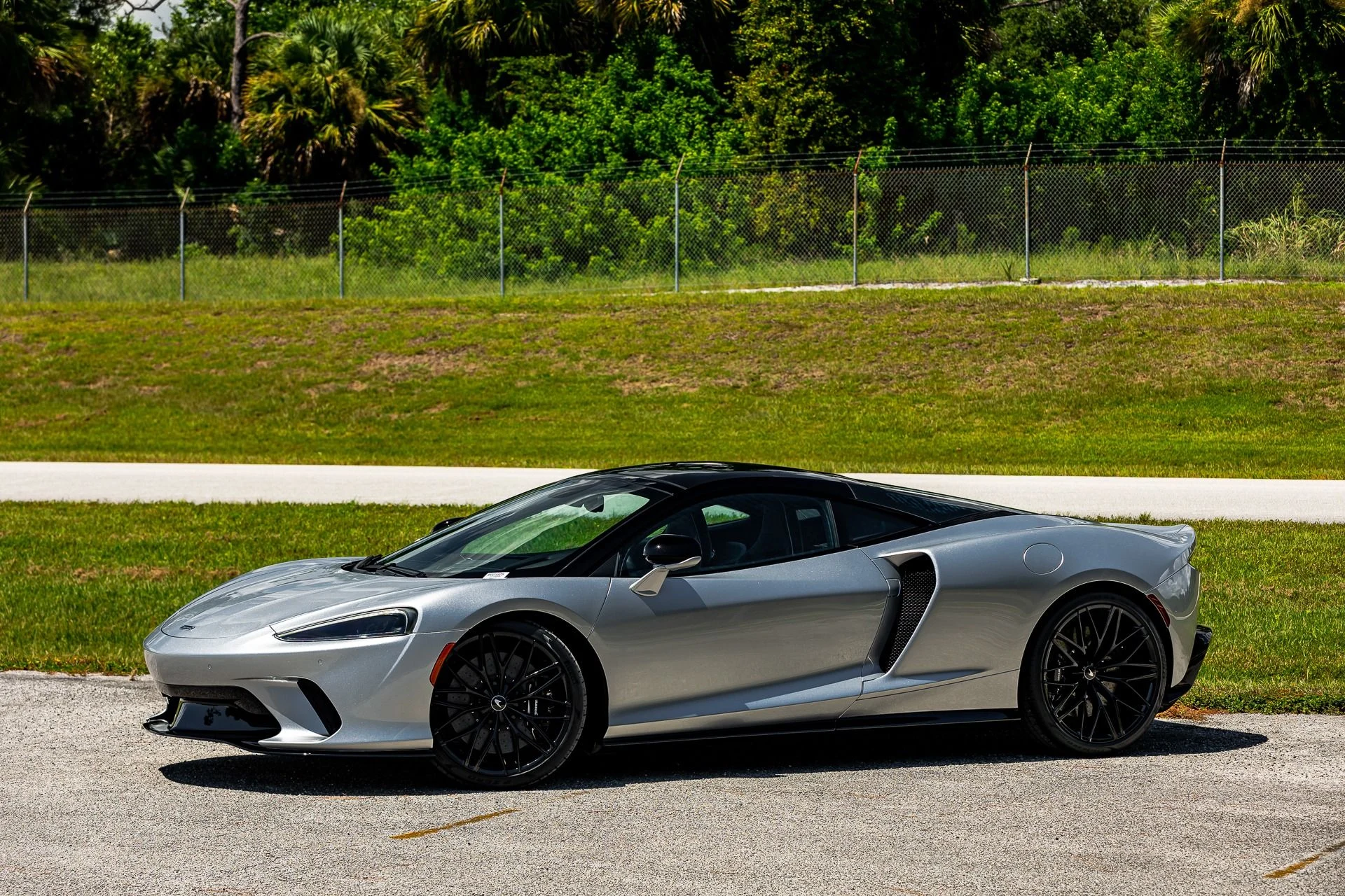 mph005_2836632952_137_p6_l_3bd970cf0b