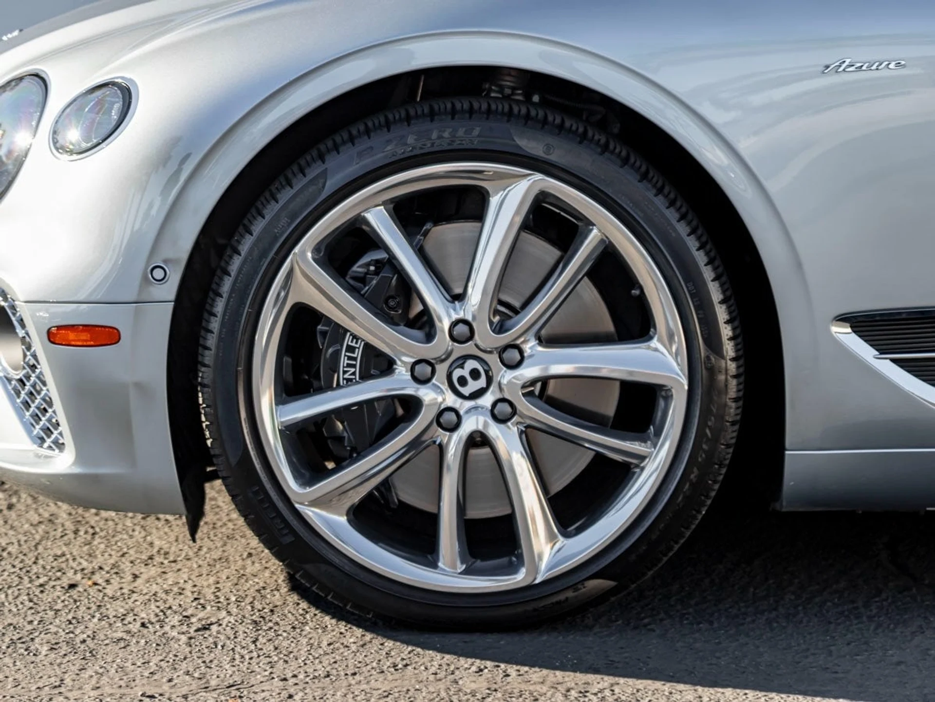 mph005_2840114264_6_e41527face