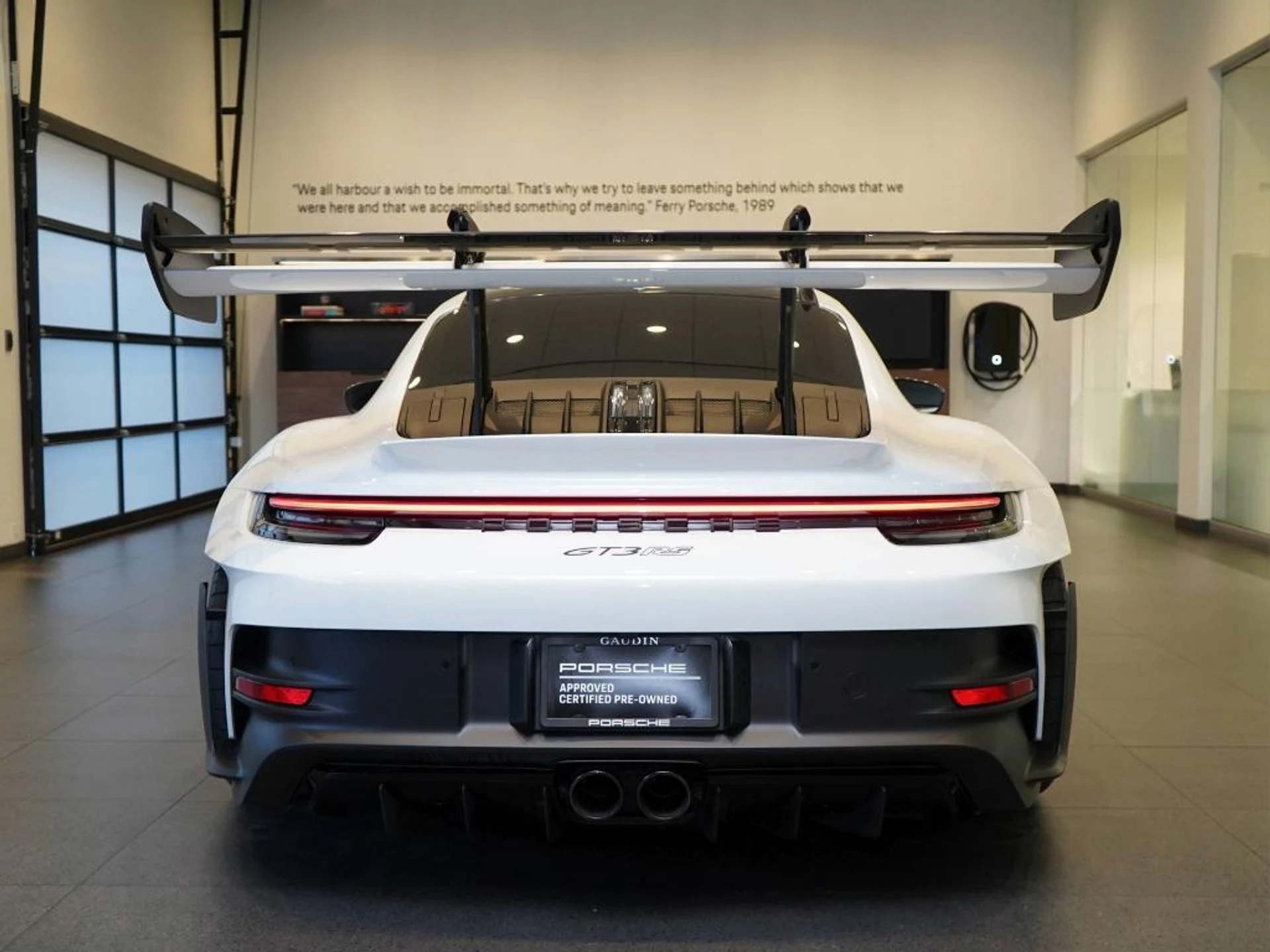 mph005_2842208489_f_J_Bdu_XK_8u_C3_Gq_GL_Ugbo2_Hp_Ub_Gec_2daf9860ea