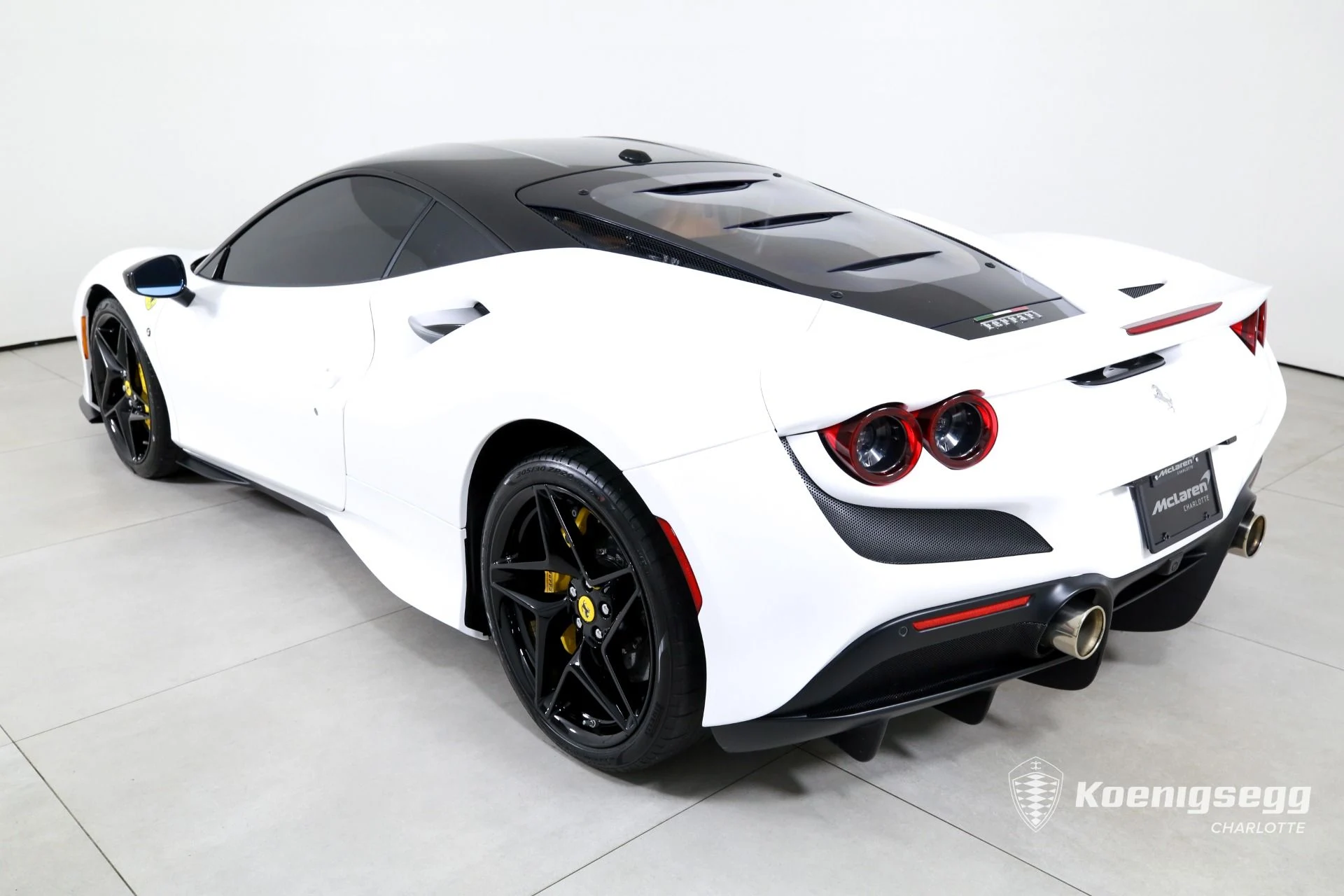 mph005_2842401669_Used_2020_Ferrari_F8_Tributo_1761085808_32f002581b