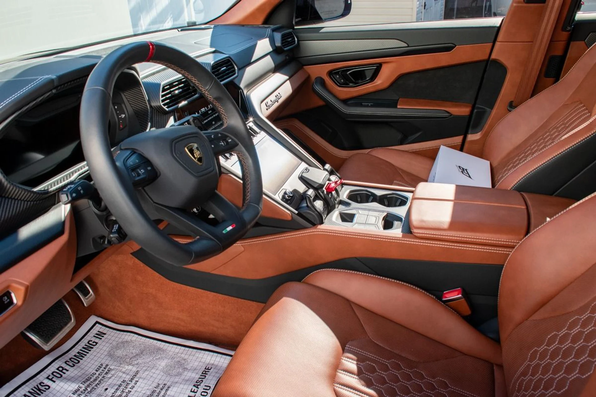 mph005_2857211994_Used_2023_Lamborghini_Urus_S_1705520821_6779163c7e