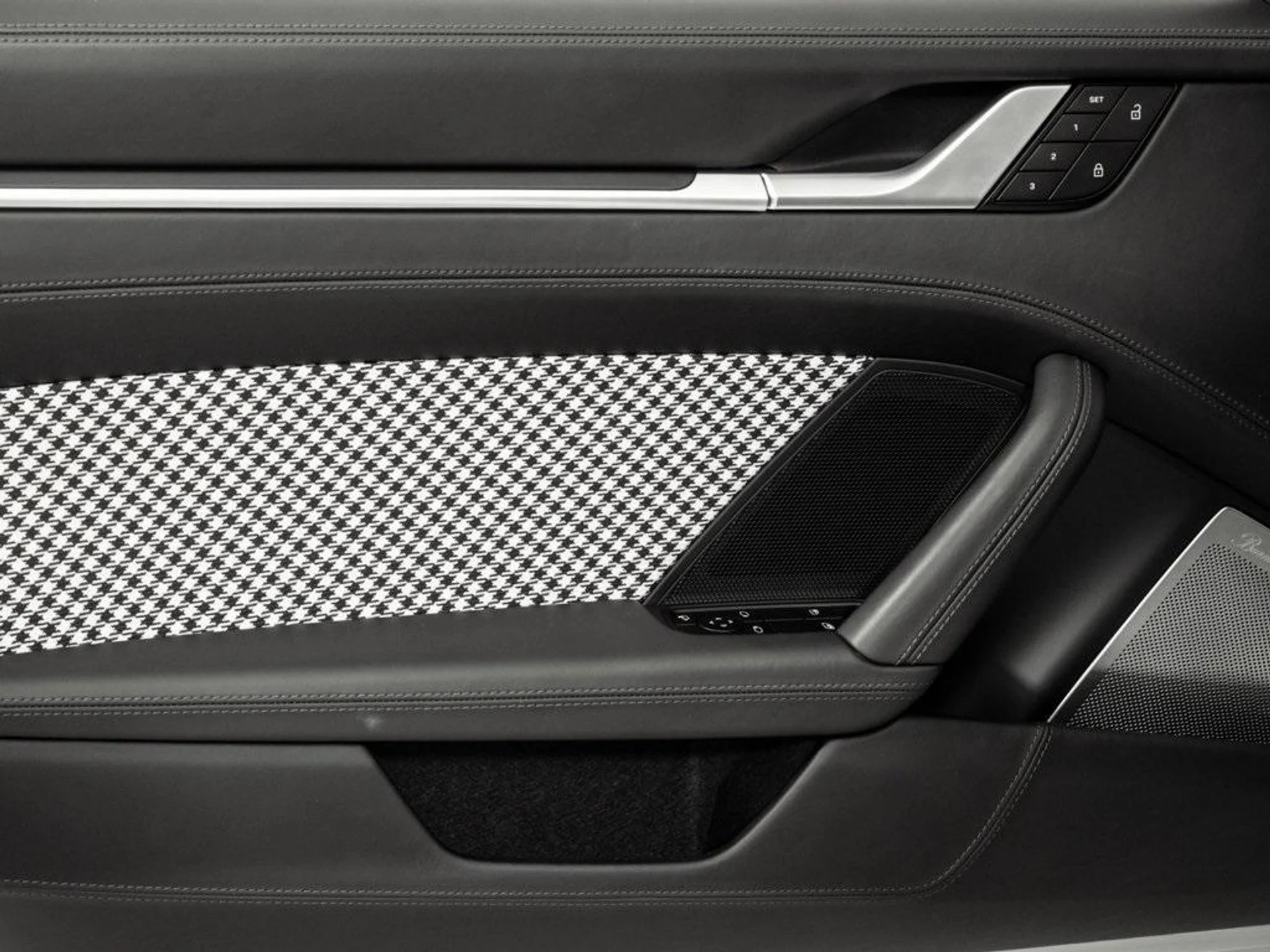 mph005_2860009837_CUDUOW_0_Wcqrg66er_K9_FB_Wv7u_DNA_6c9274163a