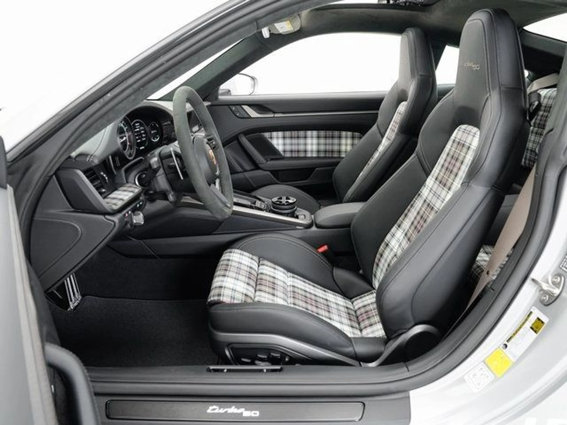 mph005_2867808857_0c4b960a39bafaa59e6ad8d6bca29c65_f98c4dd0d1