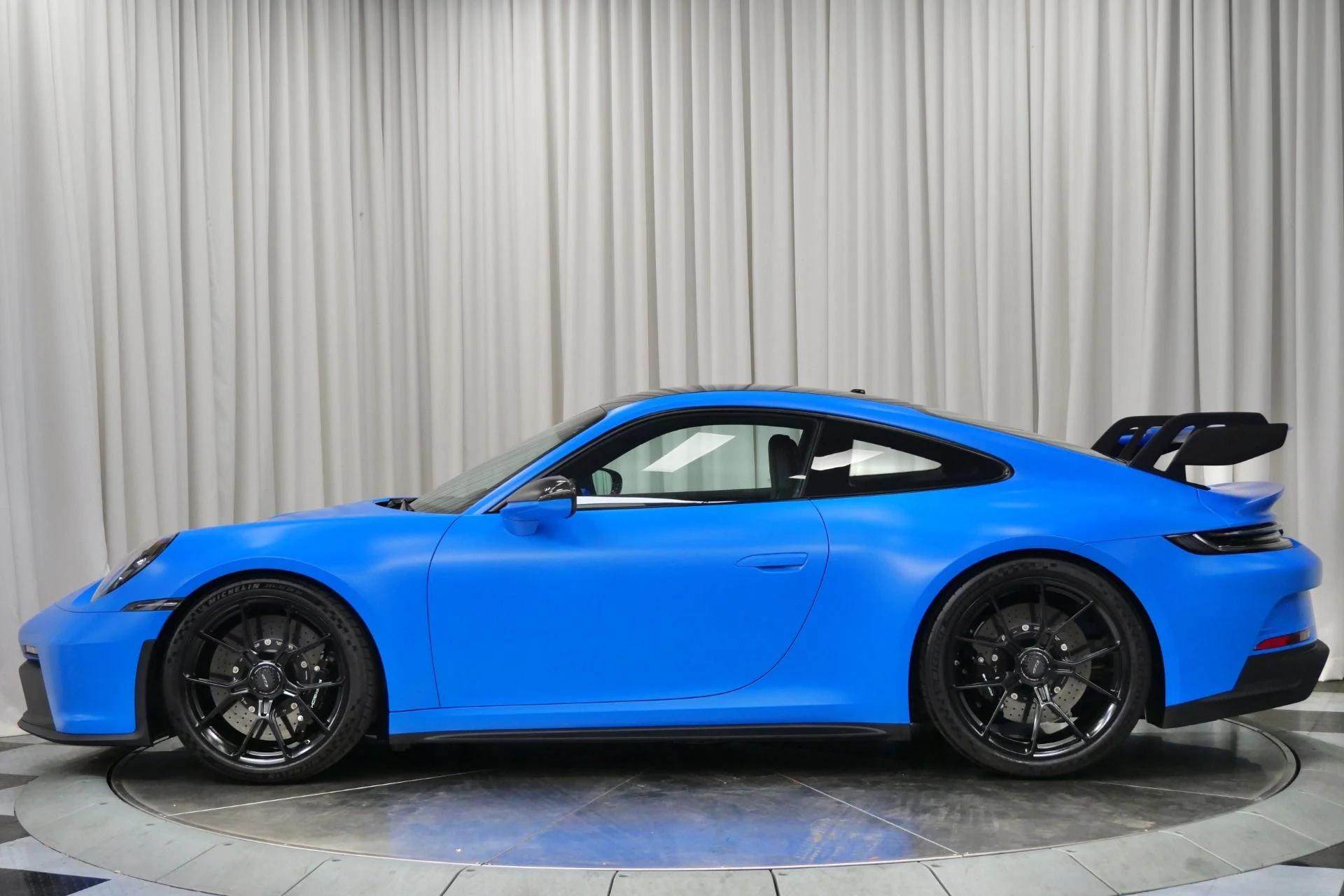 mph005_2879606522_Used_2022_Porsche_911_GT_3_1760037912_c46065fcfb