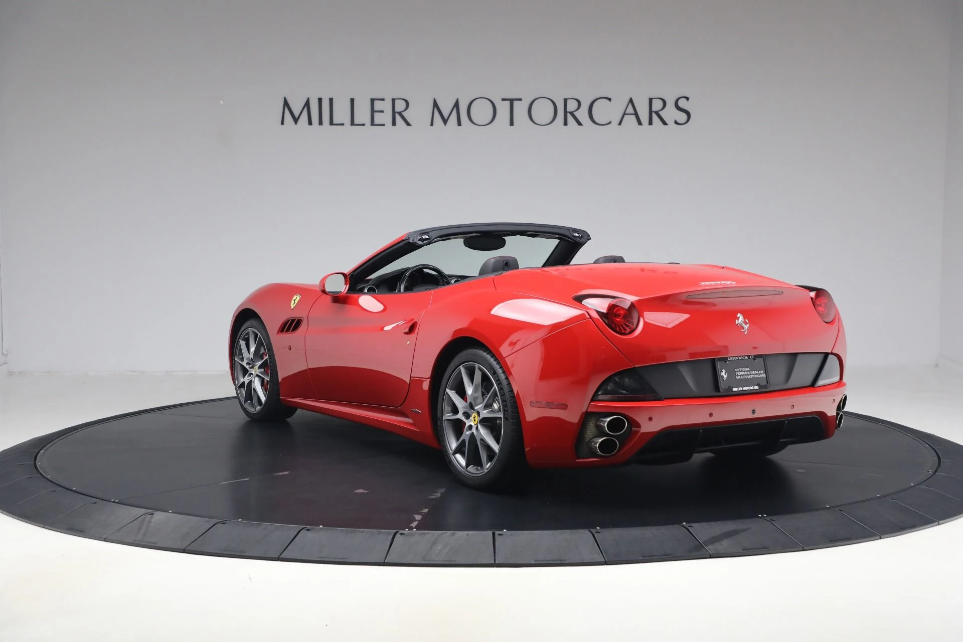 mph005_2889937699_Used_2014_Ferrari_California_30_1790957521_9e499a97ef