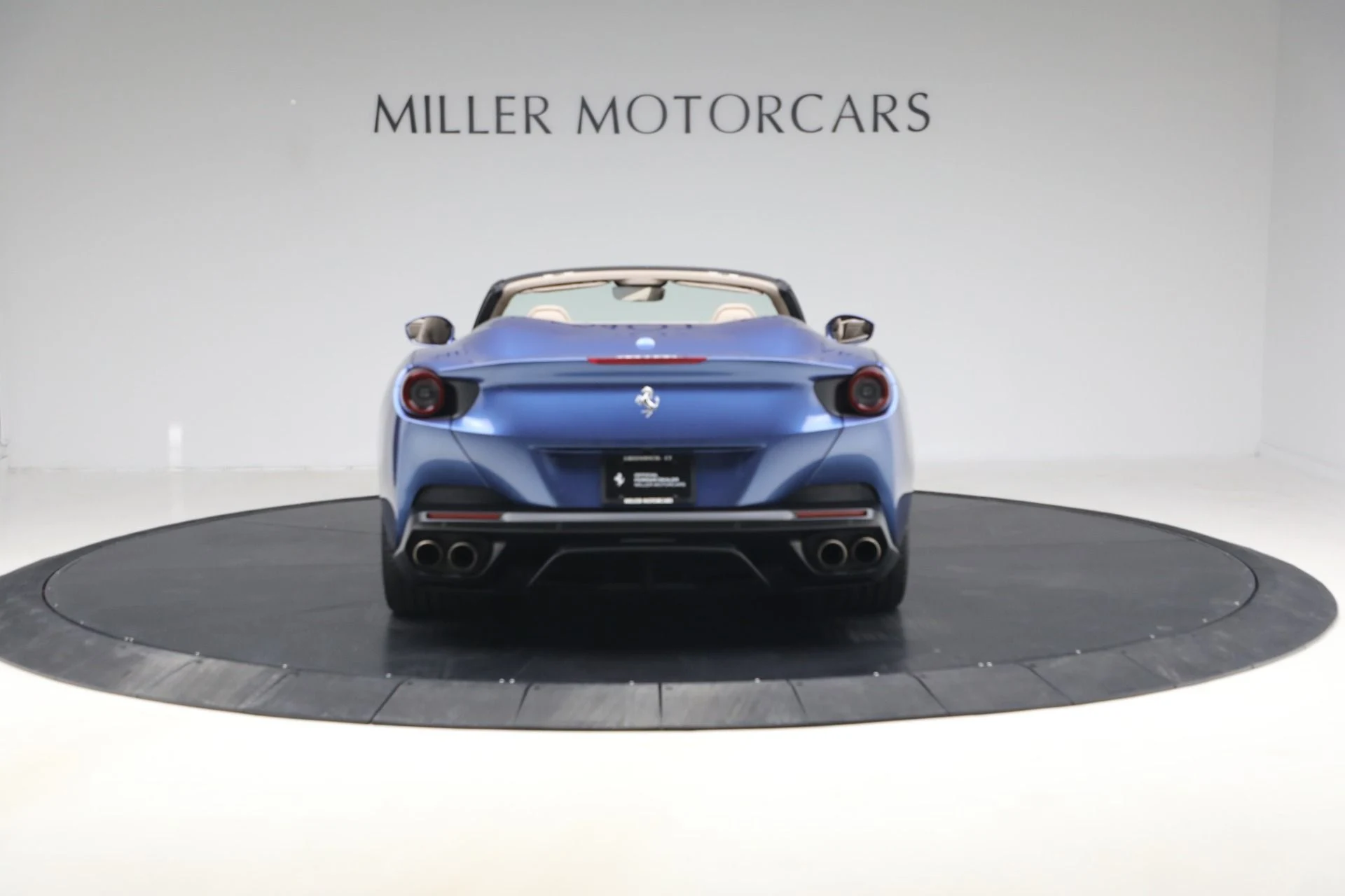 mph005_2904211545_Used_2020_Ferrari_Portofino_1771280050_1bf3e81509