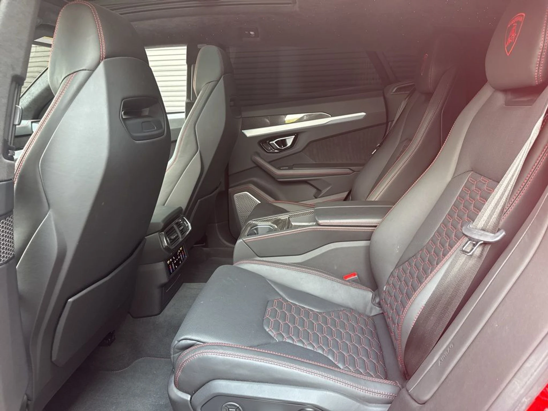 mph005_2905375710_887eb31aff063584160e933b817e0d71x_ea748d865f