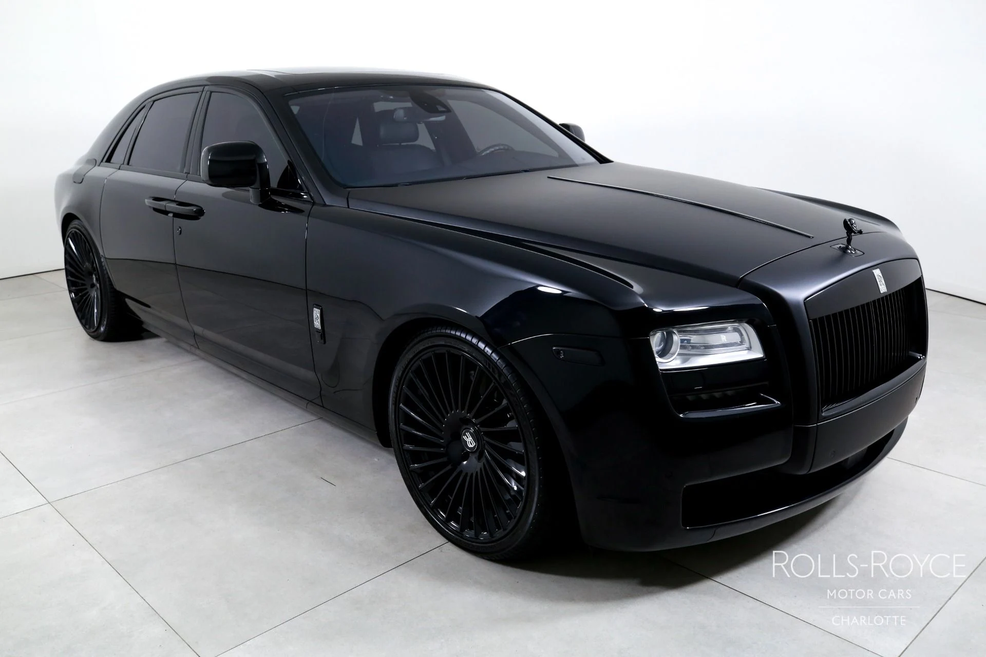 mph005_2905434104_Used_2011_Rolls_Royce_Ghost_1781189542_0f227a5e8b