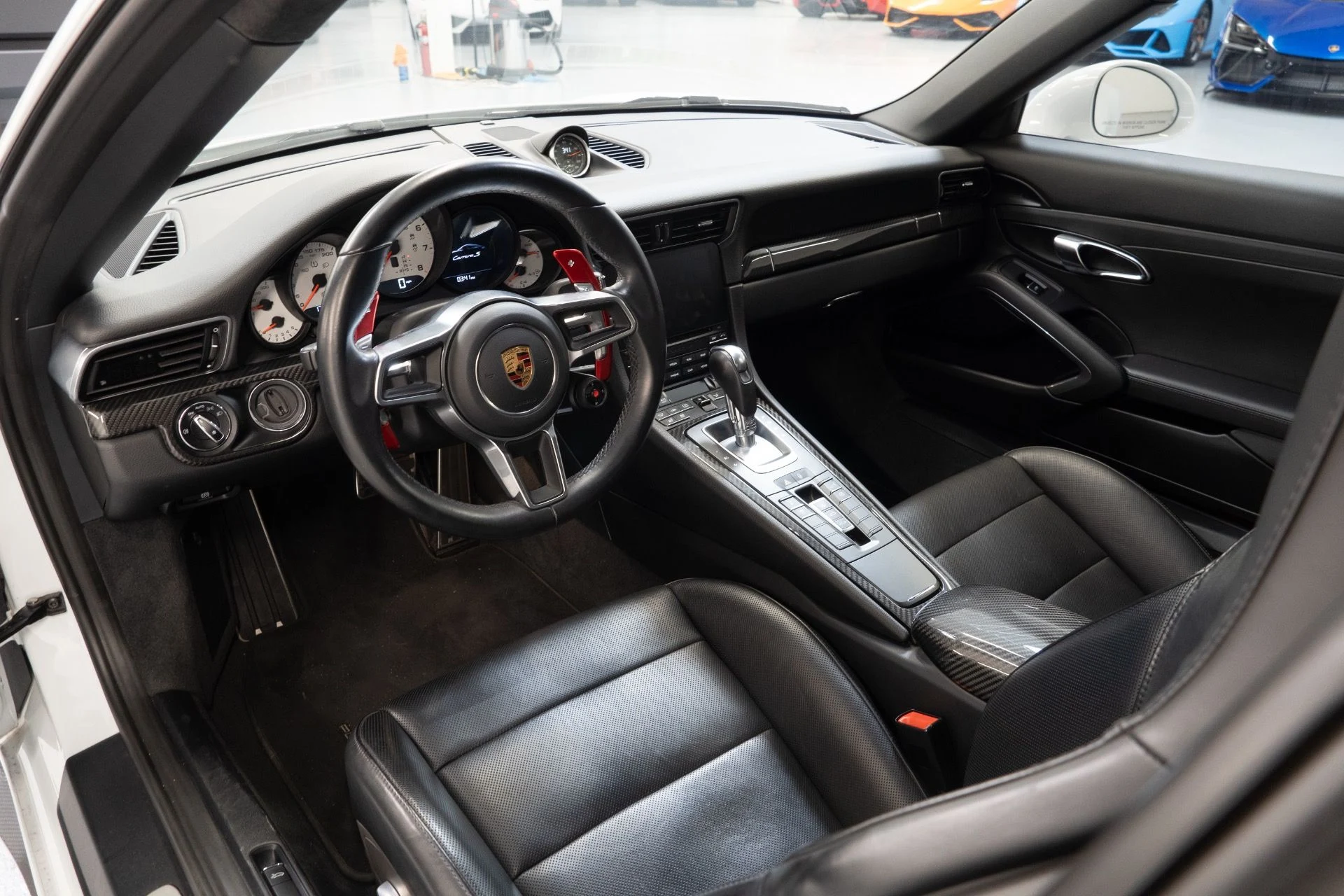 mph005_2920125476_Used_2017_Porsche_911_Carrera_S_1758055654_4fb8be8cff