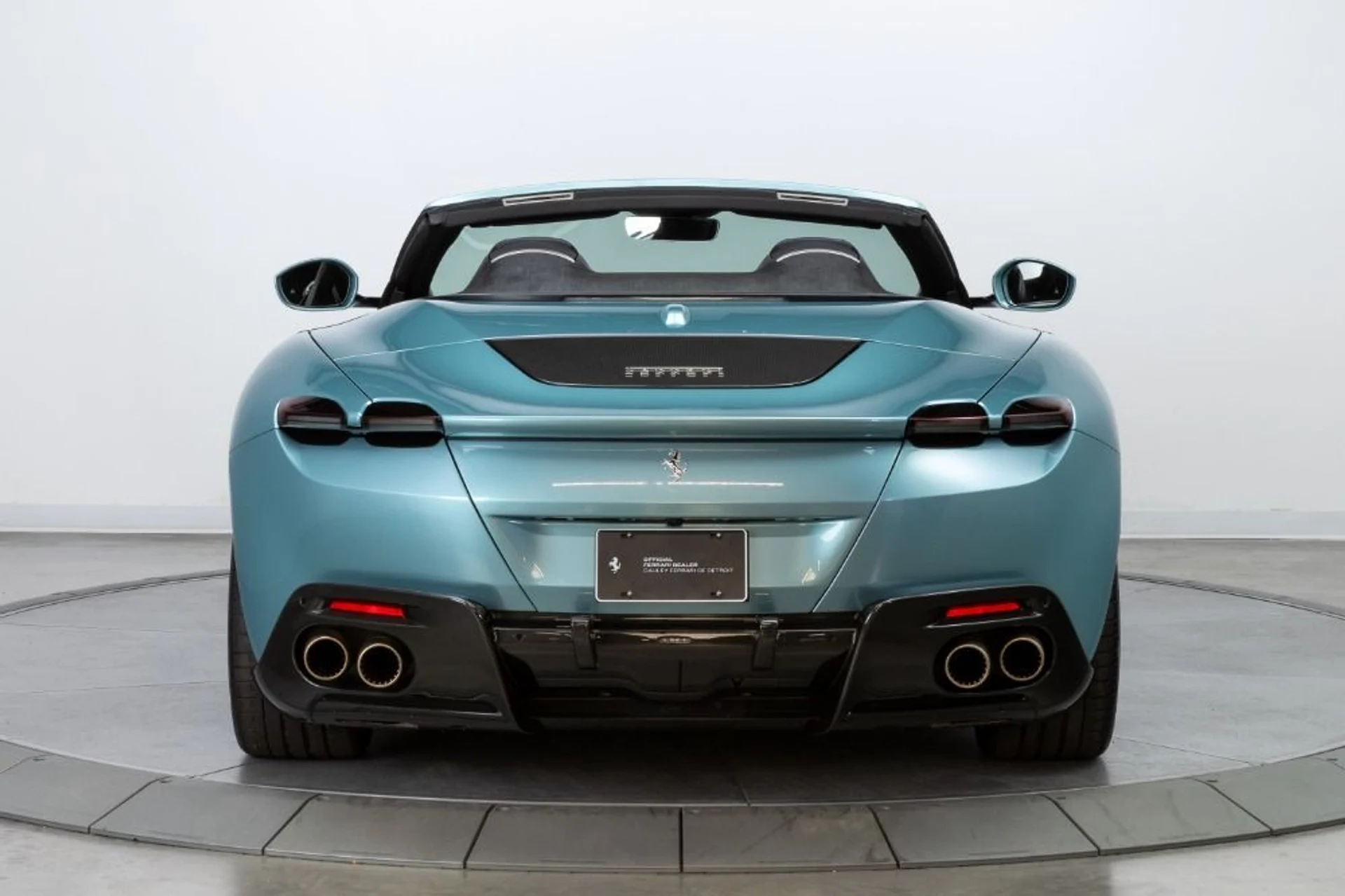 mph005_2929089521_Used_2024_Ferrari_Roma_Spider_7edaec4f32