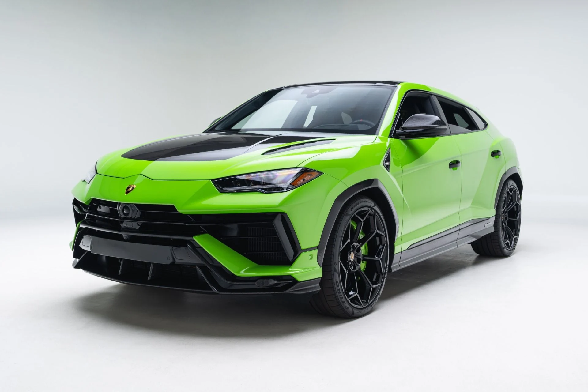 mph005_2935456451_Used_2023_Lamborghini_Urus_Performante_1779121057_c7452dc4f4