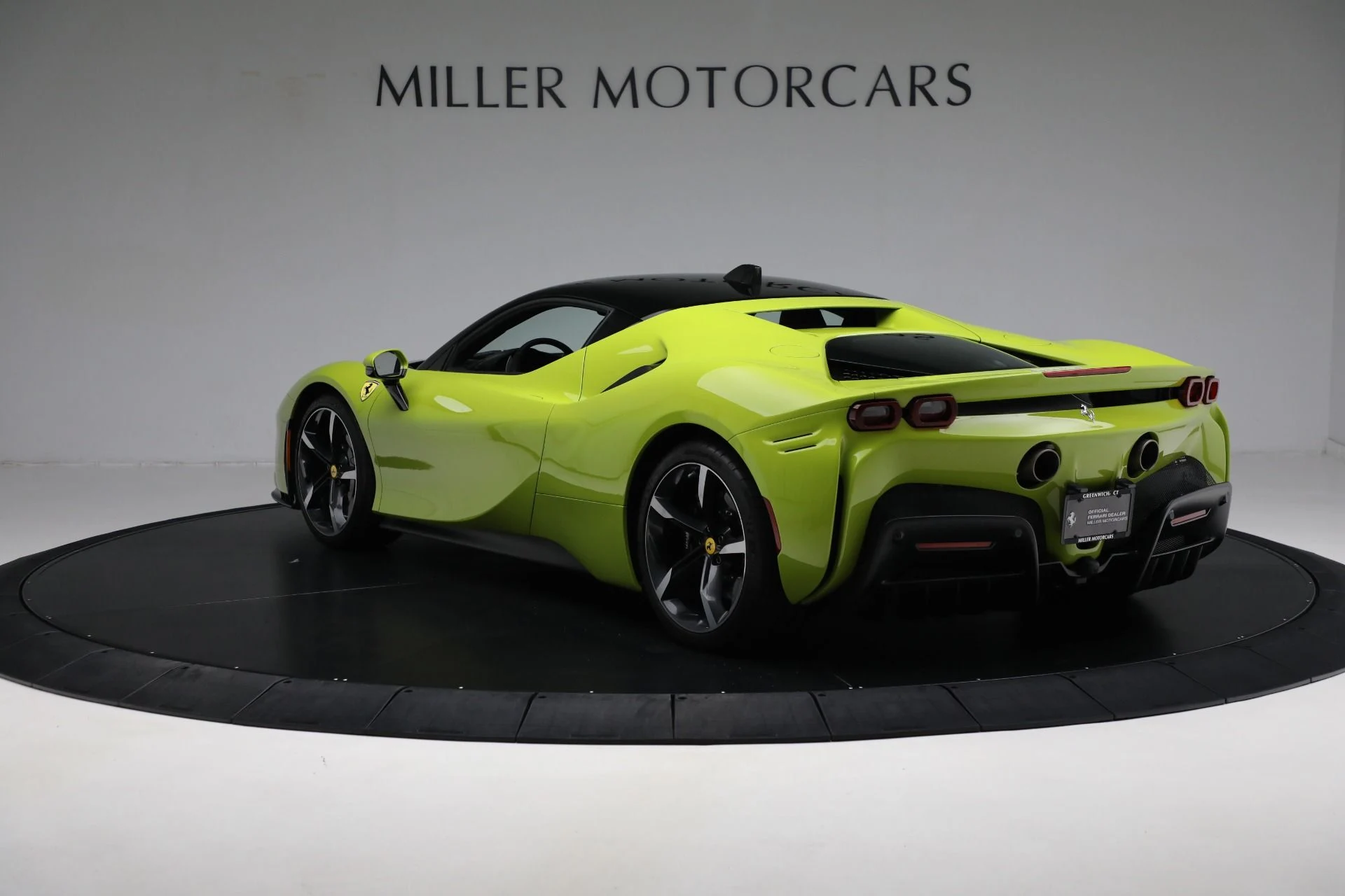 mph005_2935897849_Used_2022_Ferrari_SF_90_Stradale_f4333a7a27