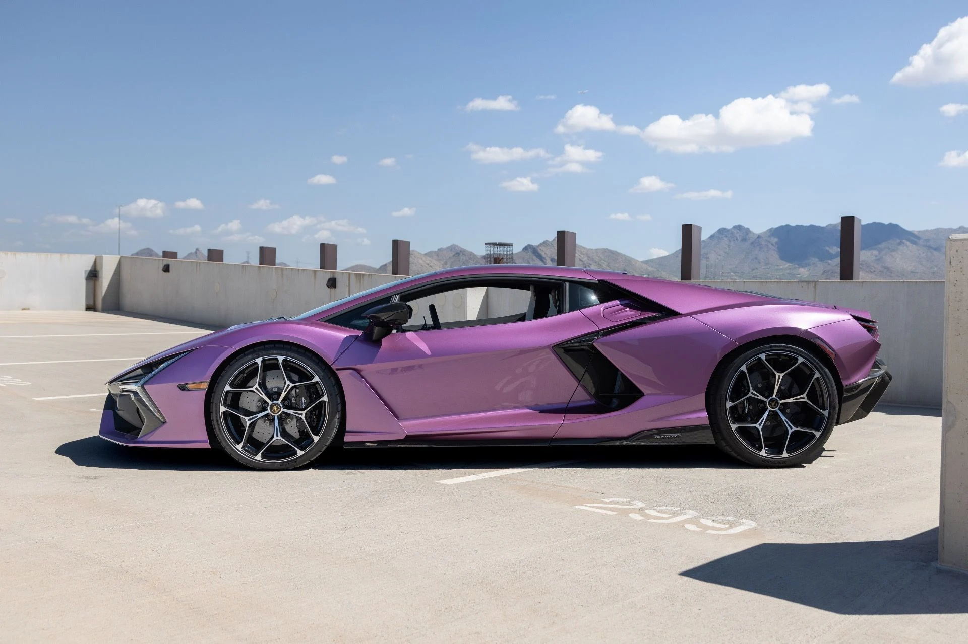mph005_293829996_Used_2026_Lamborghini_Revuelto_1788470491_3d85dff126