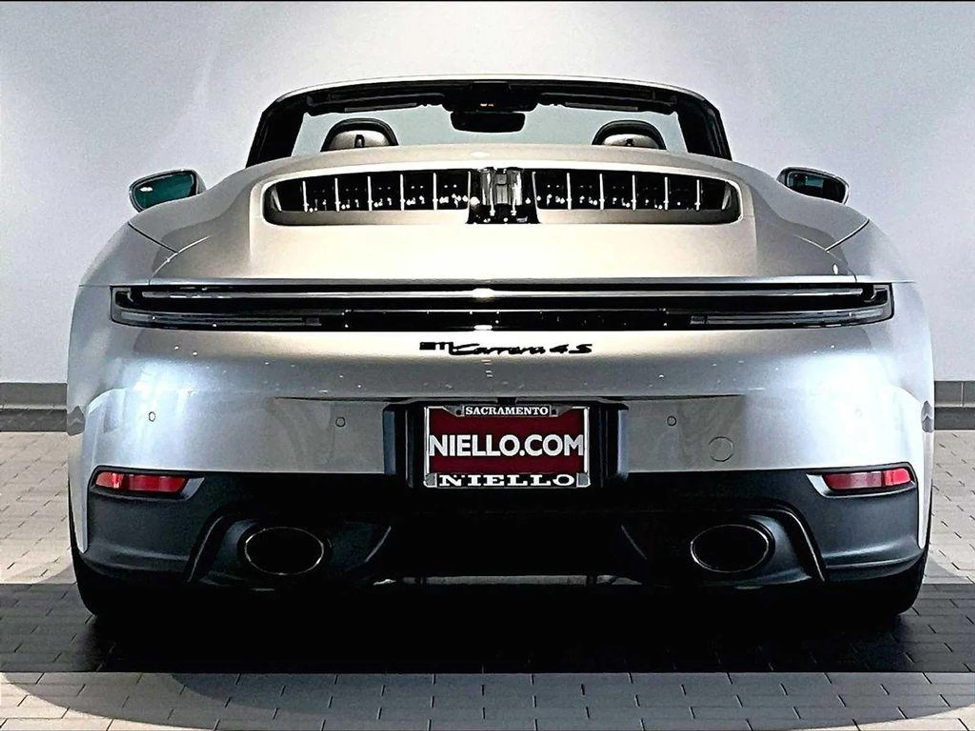 mph005_2940140582_f_RI_Poa4mr53yt_Tx7_0_Q4vihx_ZUA_7fe27619ce