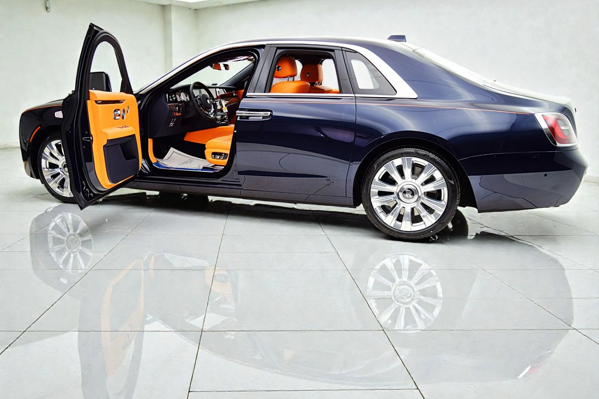 mph005_294142458_Used_2023_Rolls_Royce_Ghost_LEASE_OPTIONS_AVAILABLE_eb4dc37665