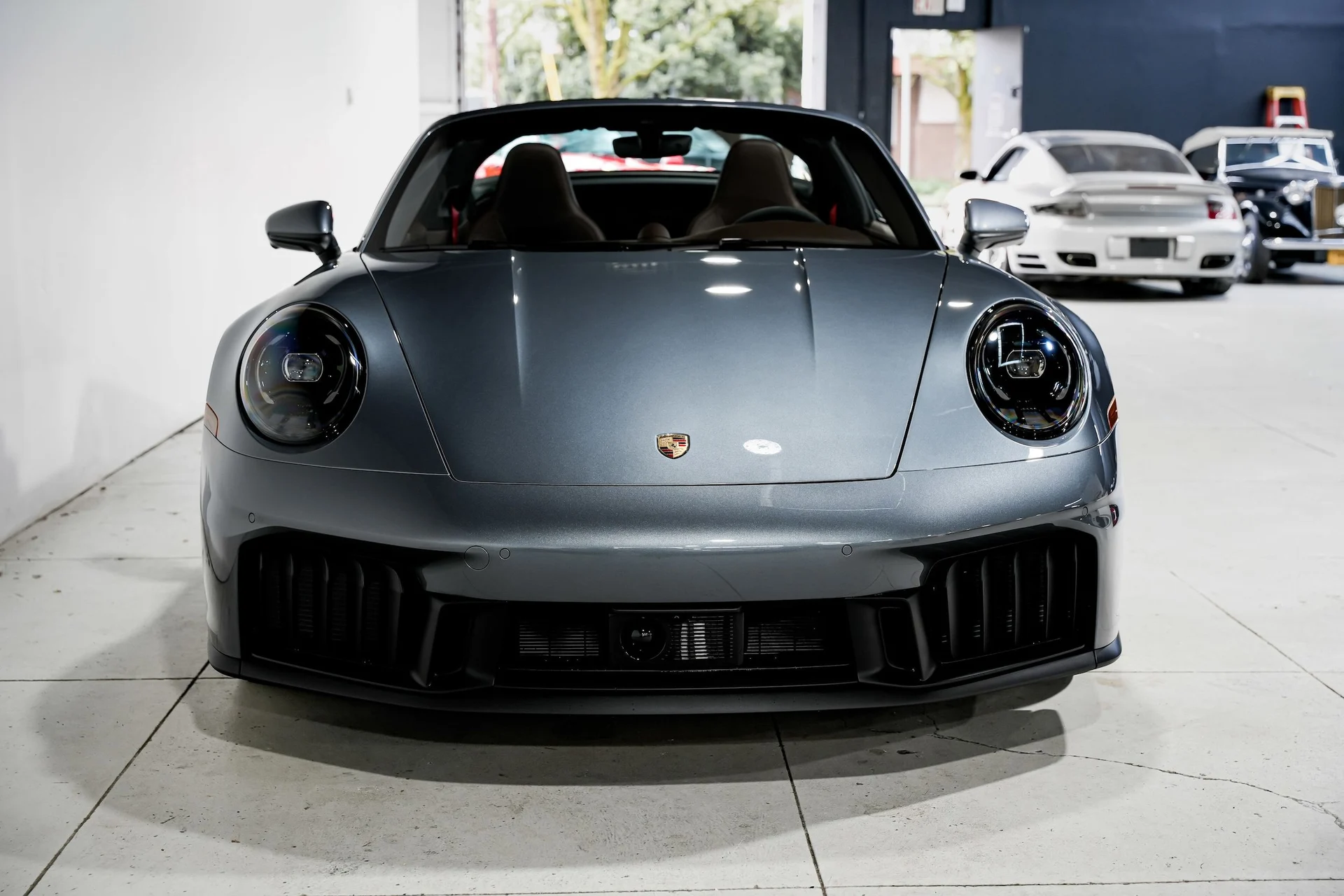 mph005_2959036251_049c21001b4175d8d6172a3d30b37c27x_ce9bddf8c7