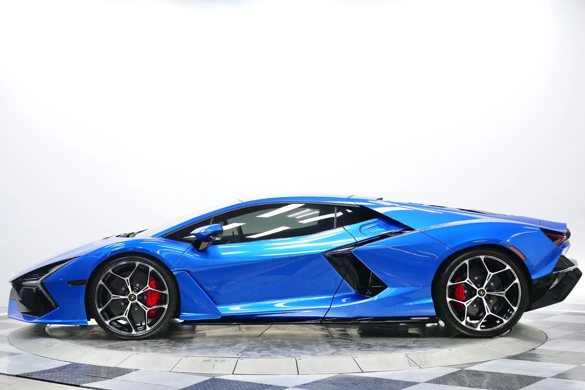 mph005_2962177914_Used_2024_Lamborghini_Revuelto_974_Miles_710_K_MSRP_SPORTIVA_Corsa_Tex_Interior_1767024666_2267b58af8