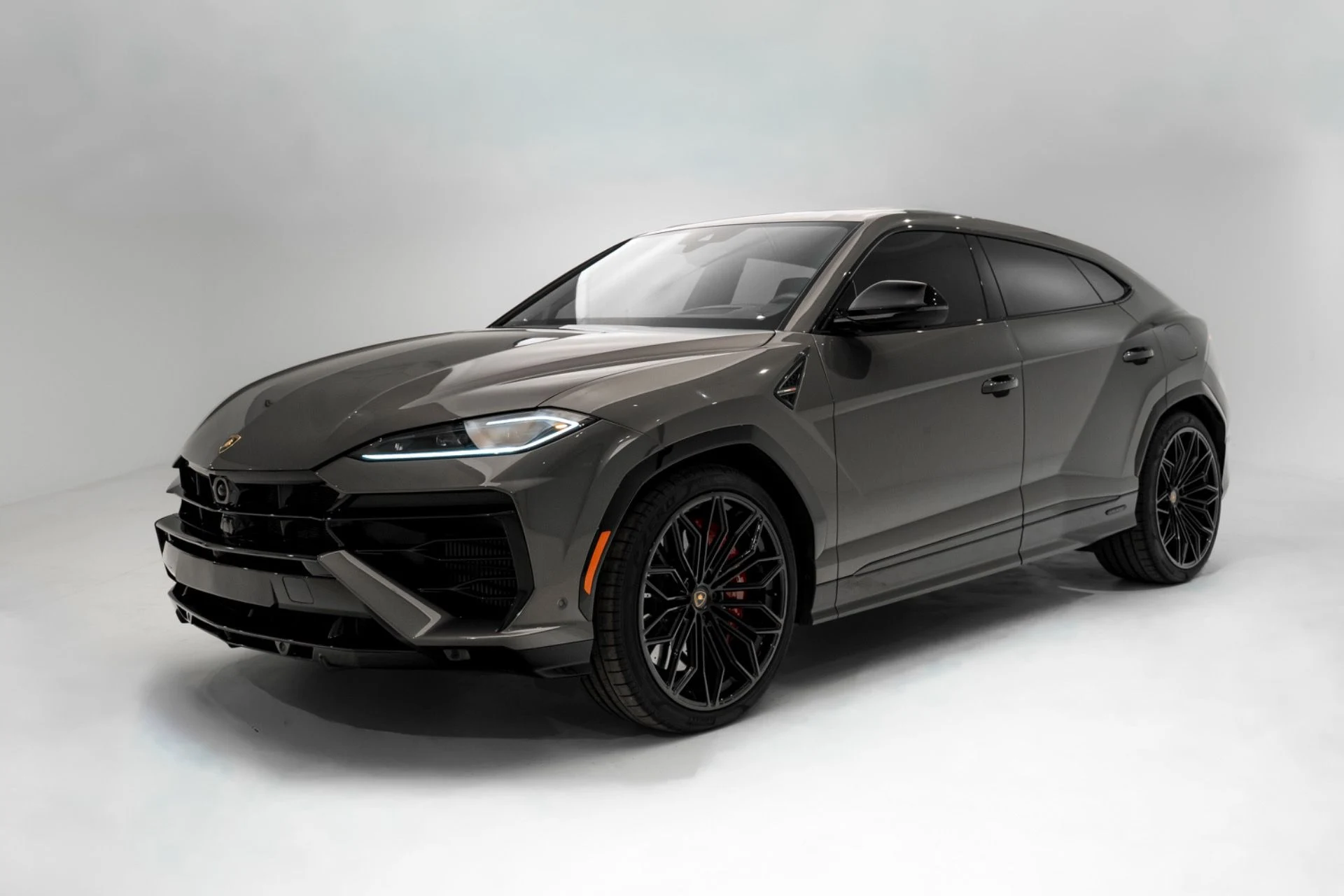 mph005_2964034899_Used_2025_Lamborghini_Urus_SE_1792099571_8bbd6d7593