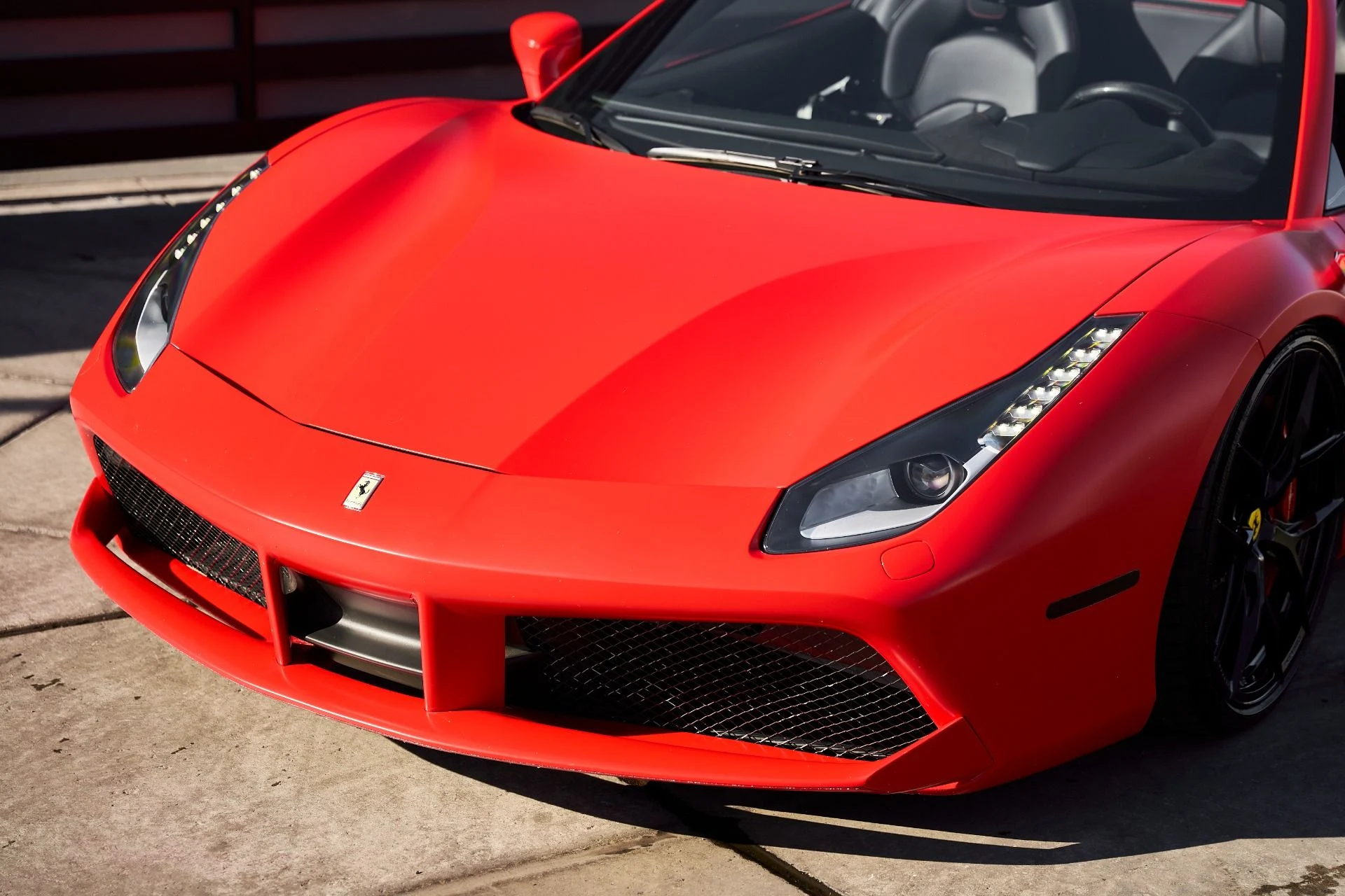 mph005_2980399528_Used_2019_Ferrari_488_Spider_Base_1766024891_33f4a4d71d