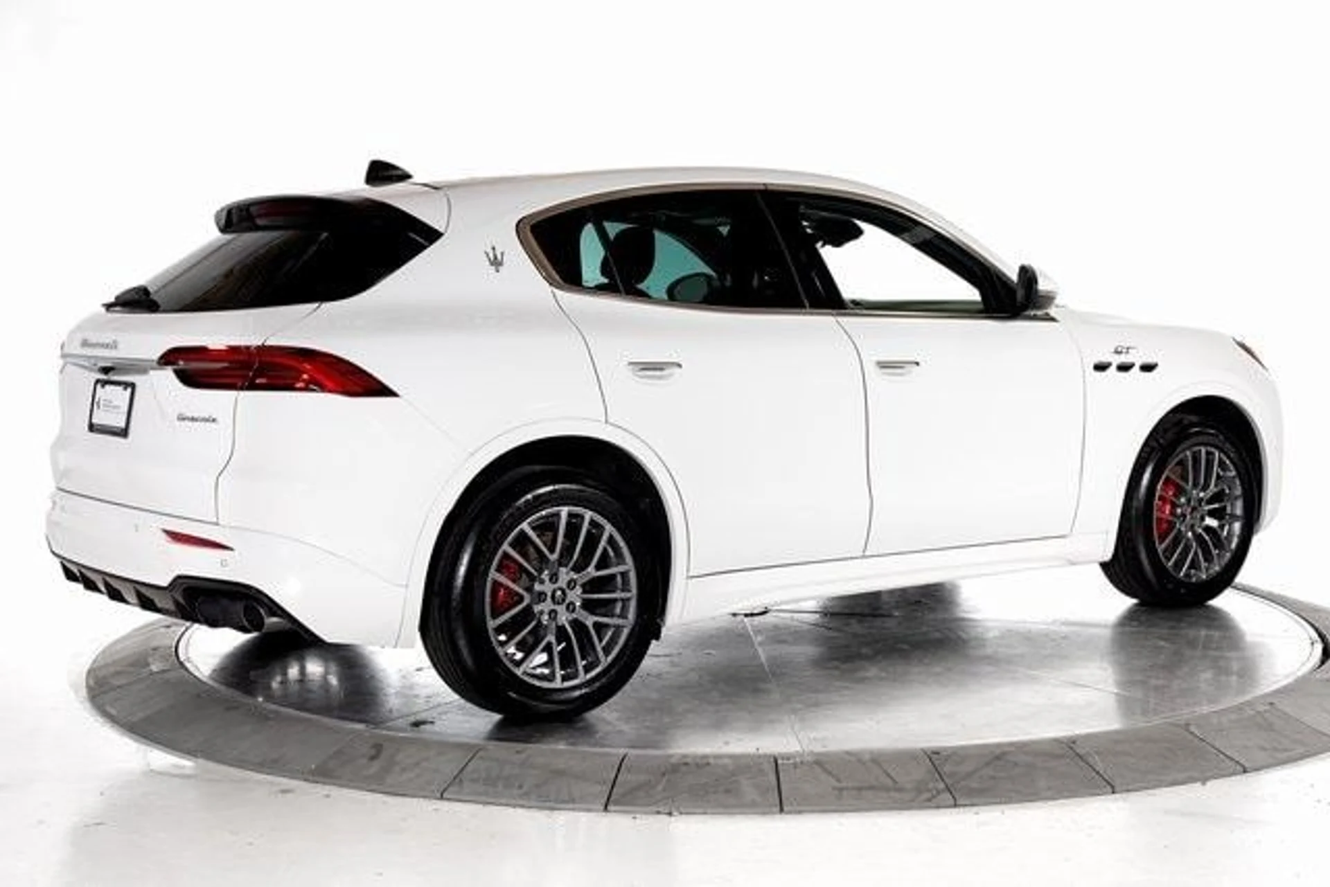 mph005_2981198199_c4fbfc70ff573cfa7d6fafc220543ebax_bc69734c4c