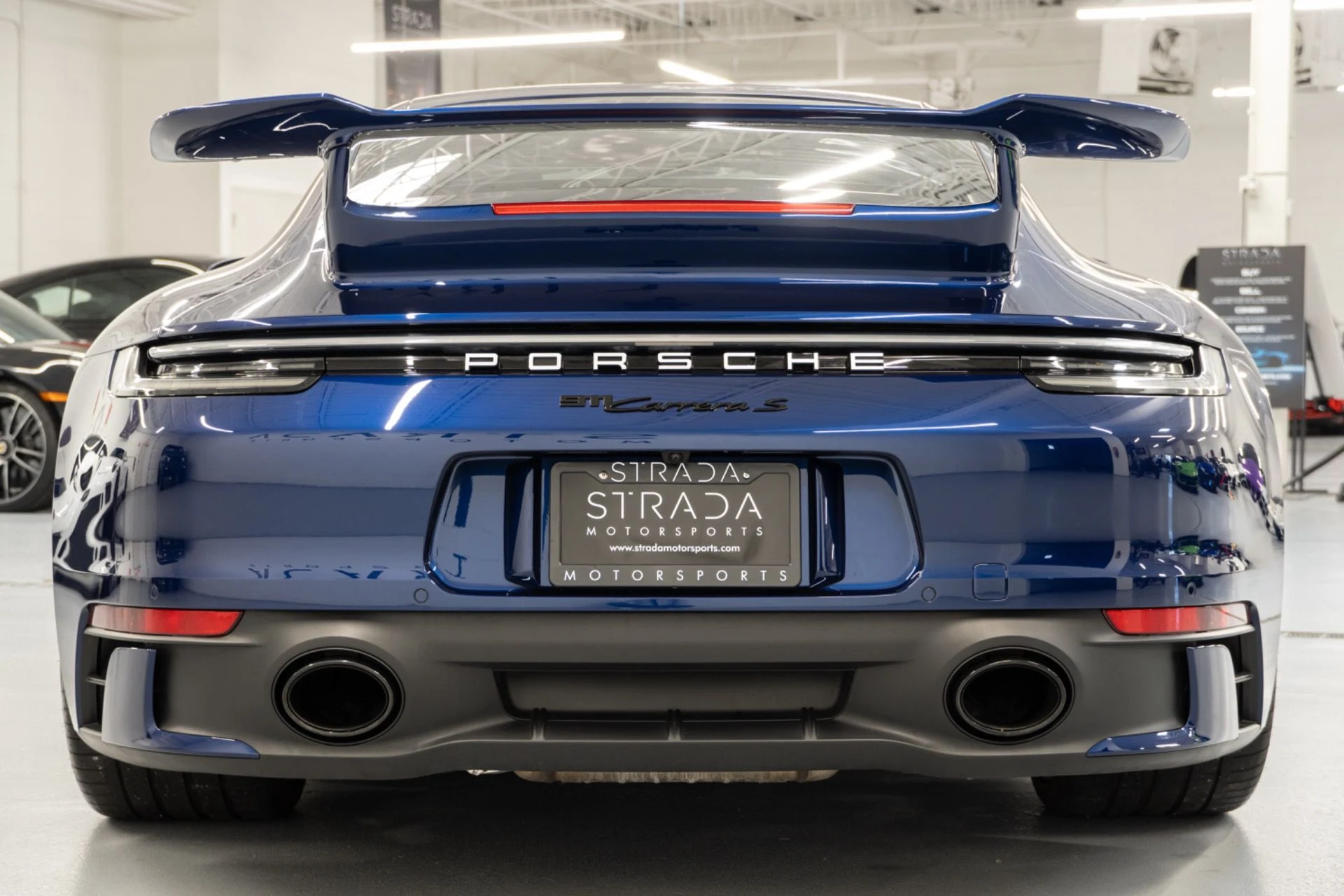 mph005_298175260_Used_2024_Porsche_911_Carrera_S_1762982926_9eeee260cb