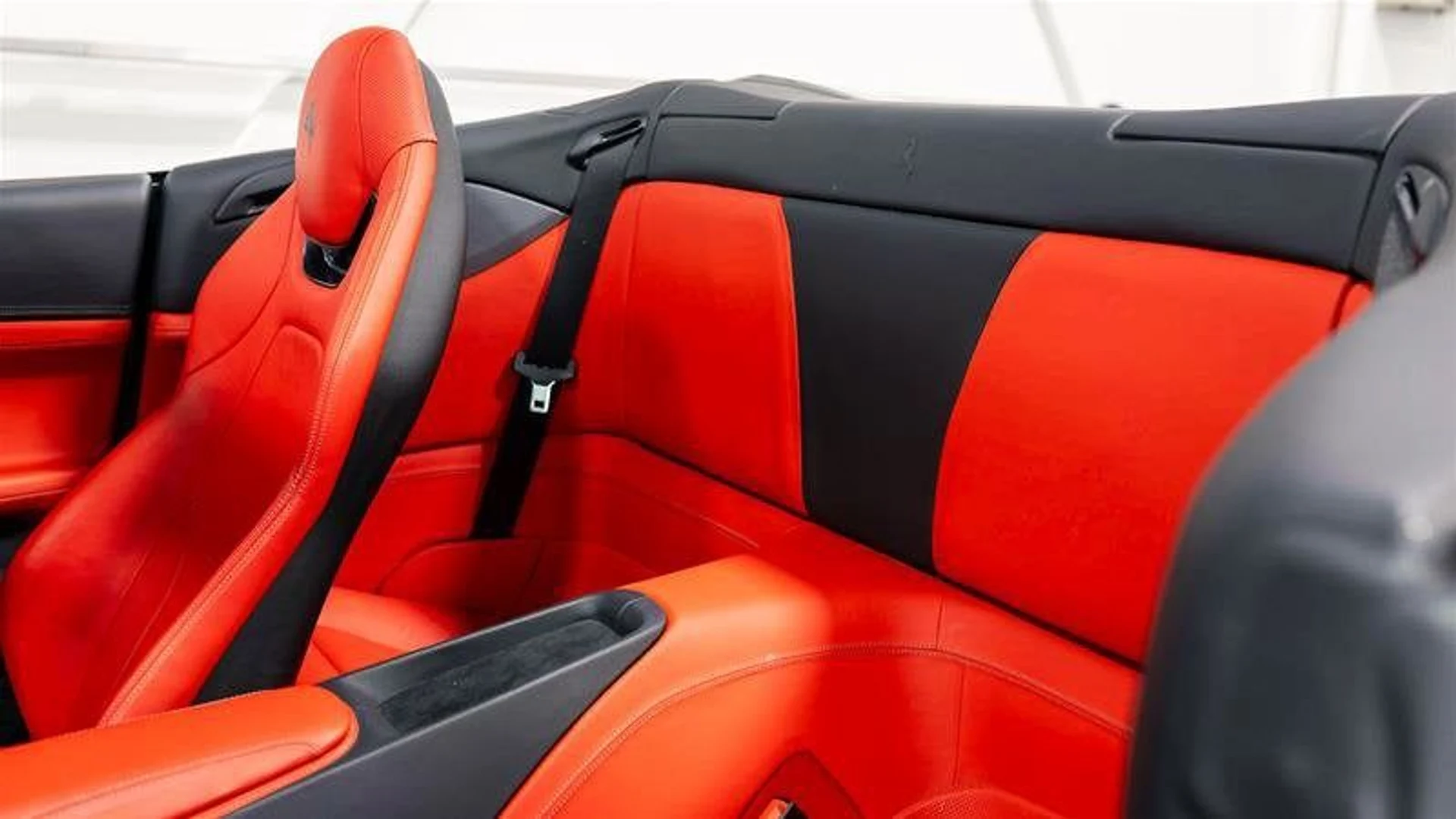 mph005_2983317219_b7a13f064b6843b5abf69286604546ad_cc92404556