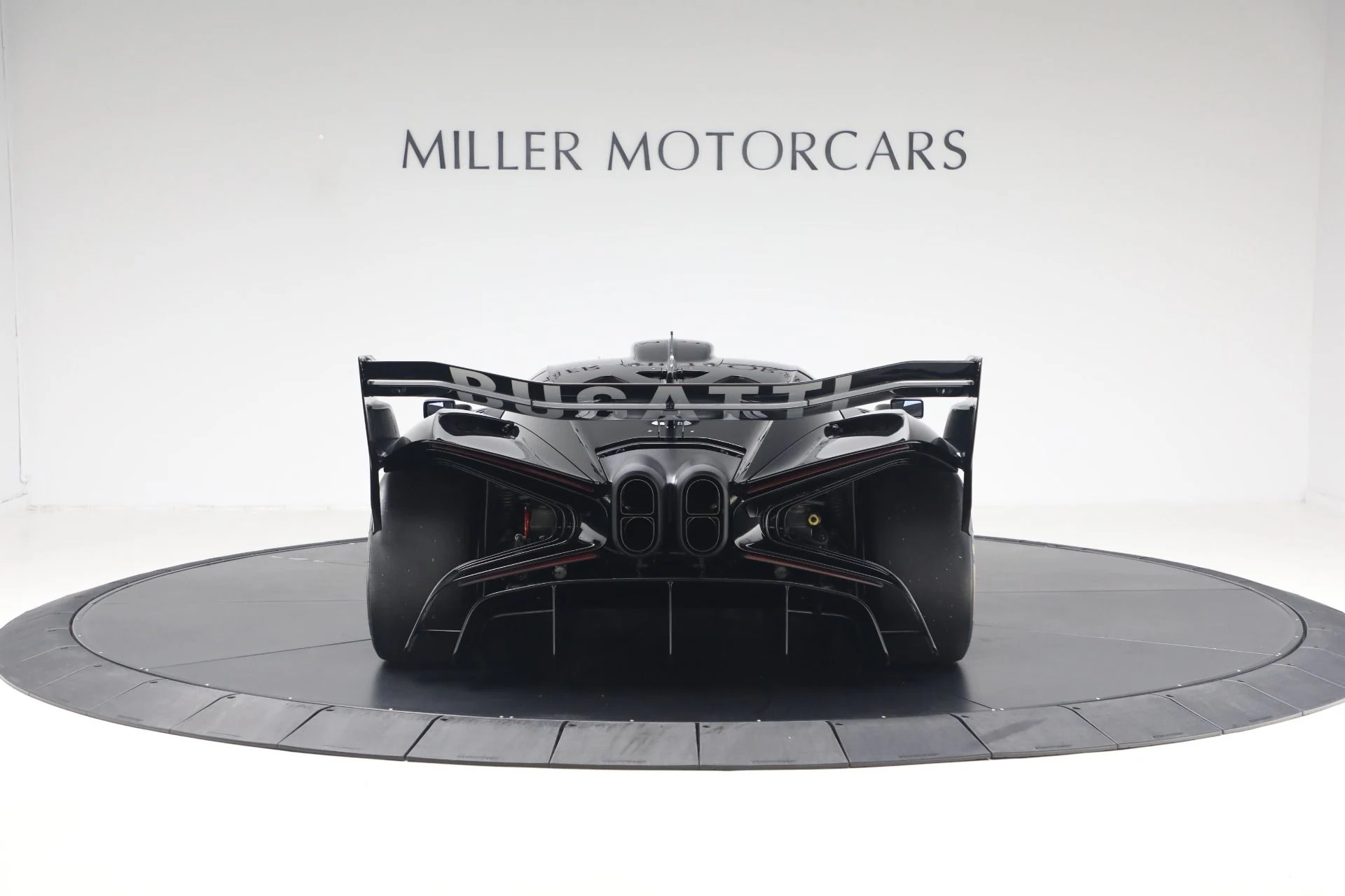 mph005_3023022971_Used_2024_Bugatti_Bolide_d42689d2fc