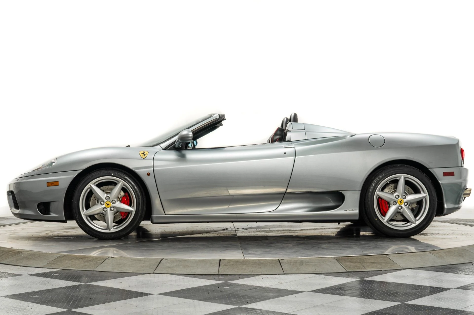 mph005_302904189_Used_2001_Ferrari_360_Spider_1760015223_21590595f1
