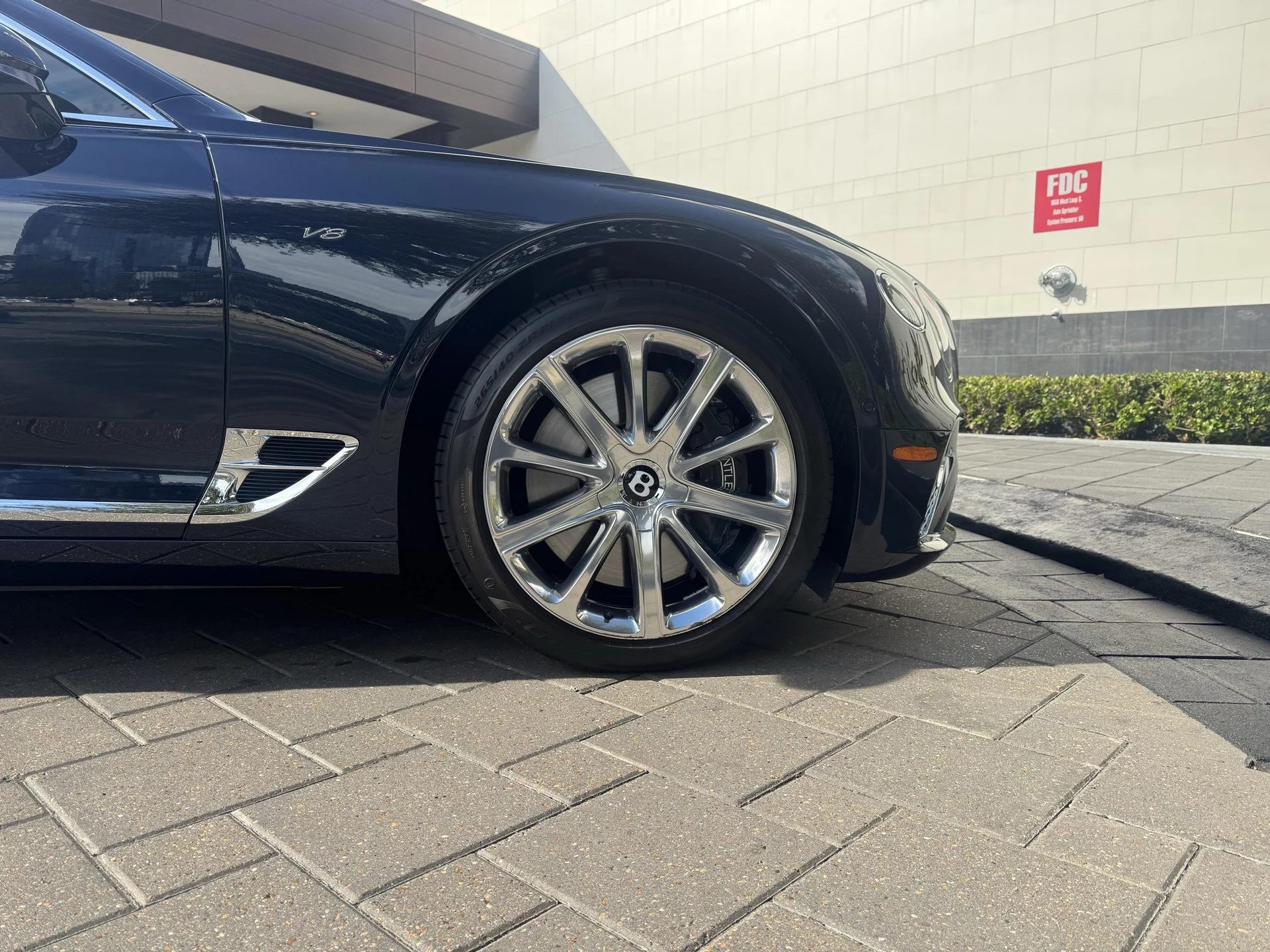 mph005_3033295621_492951149_69818eb1450d3178a612637c_1a9bd5fa77