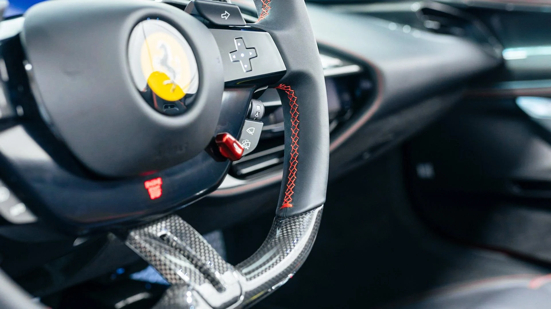 mph005_3037272640_Used_2025_Ferrari_SF_90_Spider_1784375802_cf383aada6