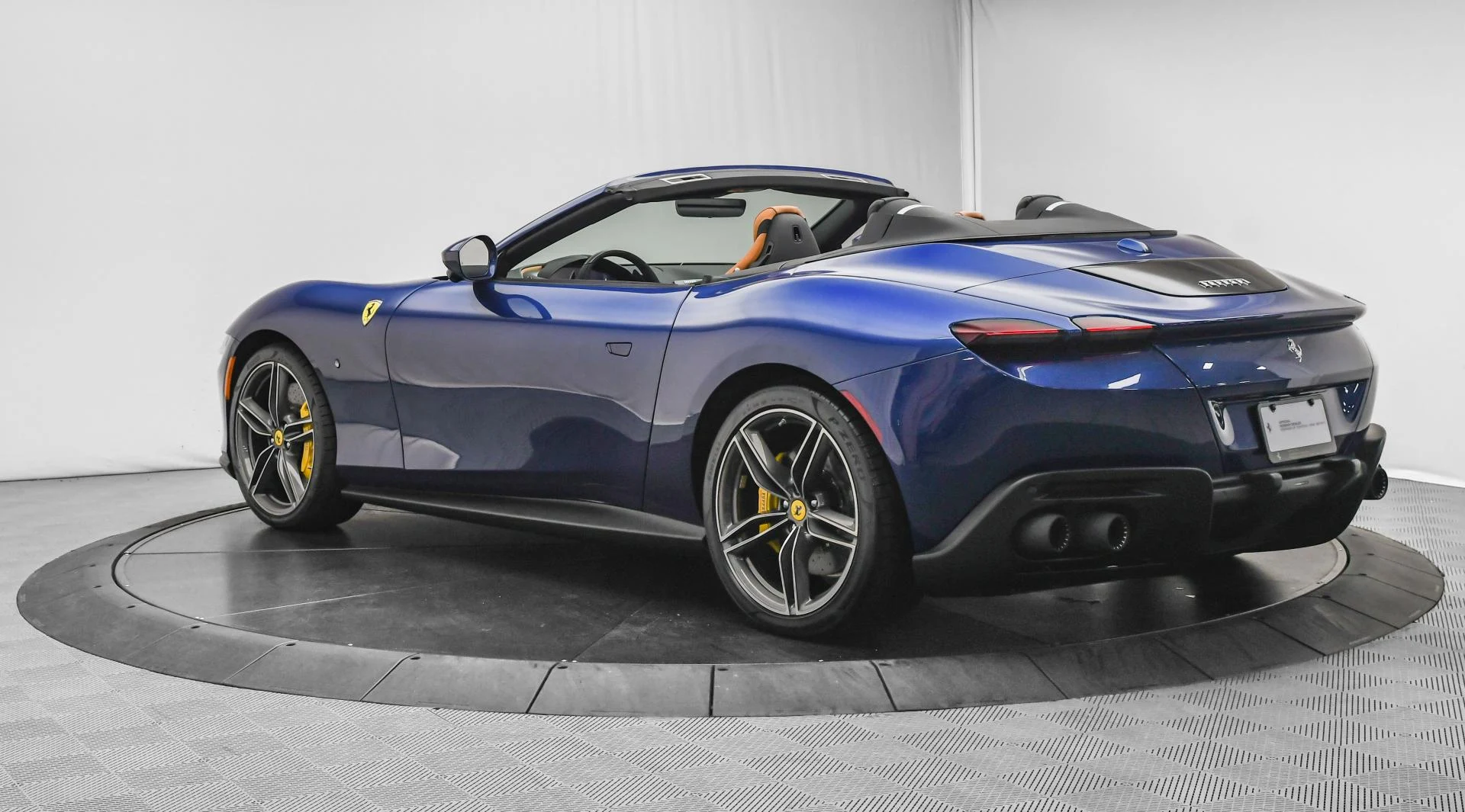 mph005_3040742626_Used_2025_Ferrari_Roma_Spider_Spider_1754640440_313c220d97