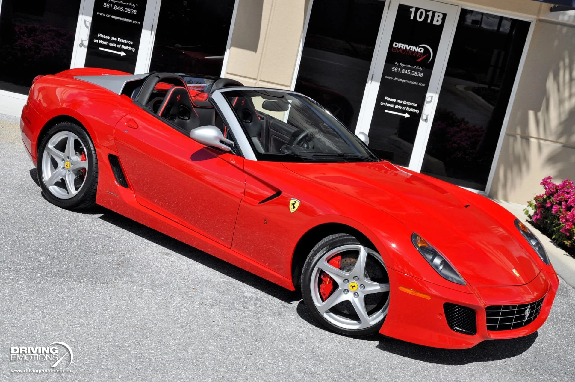mph005_3046418288_438_p6_l_0aef6dd009