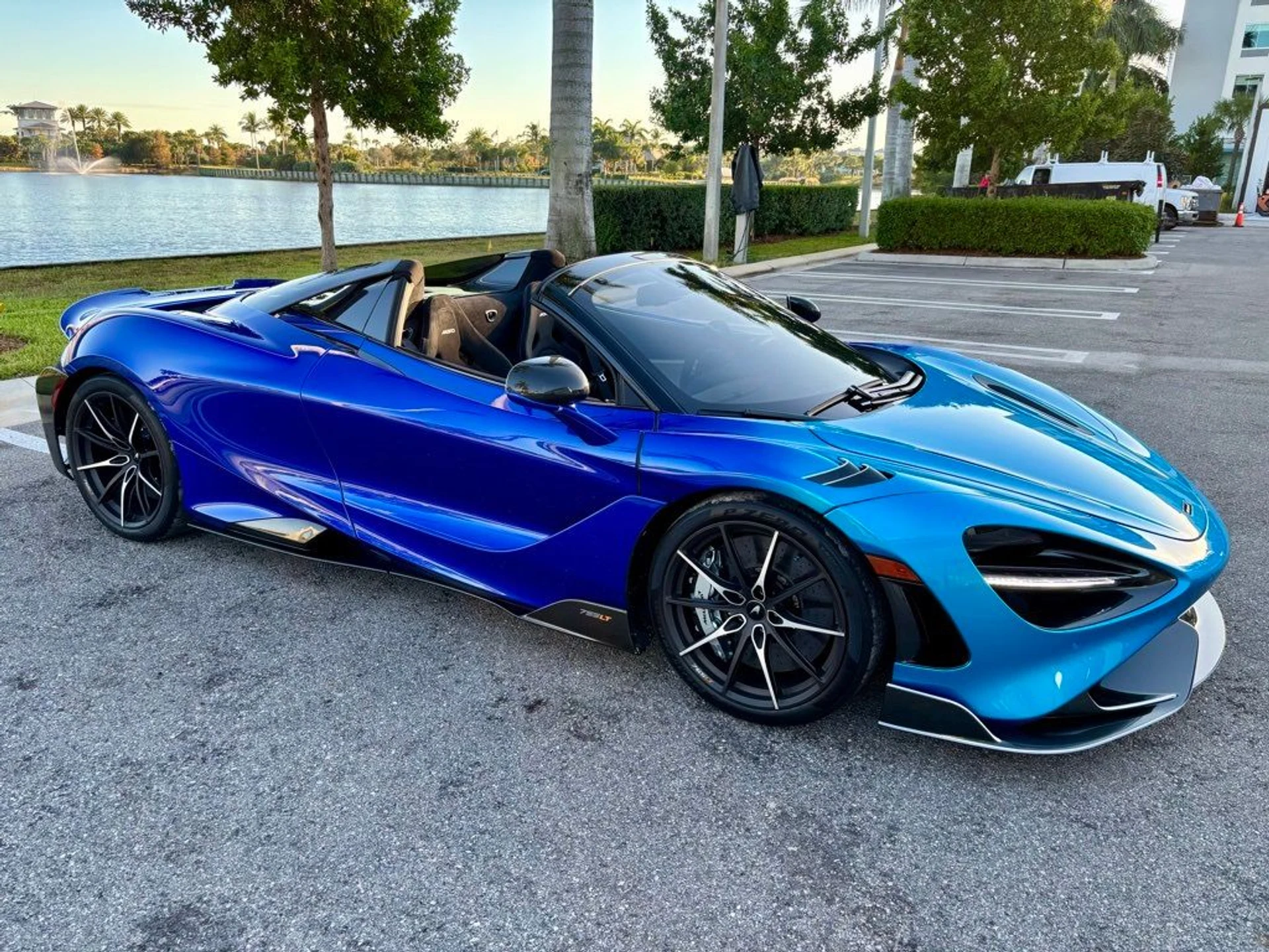 mph005_3048016247_b5b5c7efa86fce35f72c231149d57b1e_0590613b35