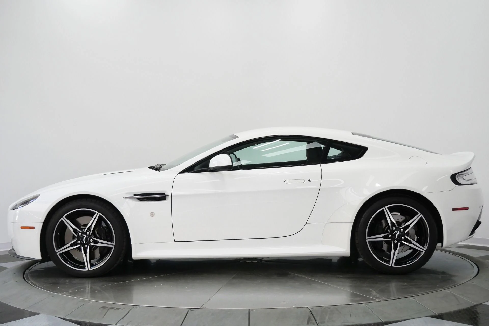 mph005_3051164321_Used_2016_Aston_Martin_V8_Vantage_GT_7_Speed_Manual_Low_Miles_Sport_Exhaust_1777396447_96a87579fb