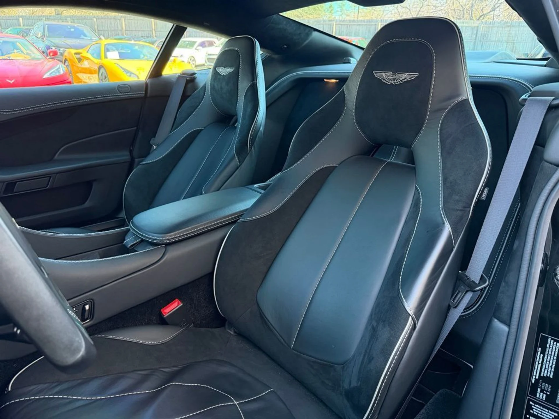 mph005_3051509890_15c7173e916f3711758b3403703c534bx_a1de0ce4fe