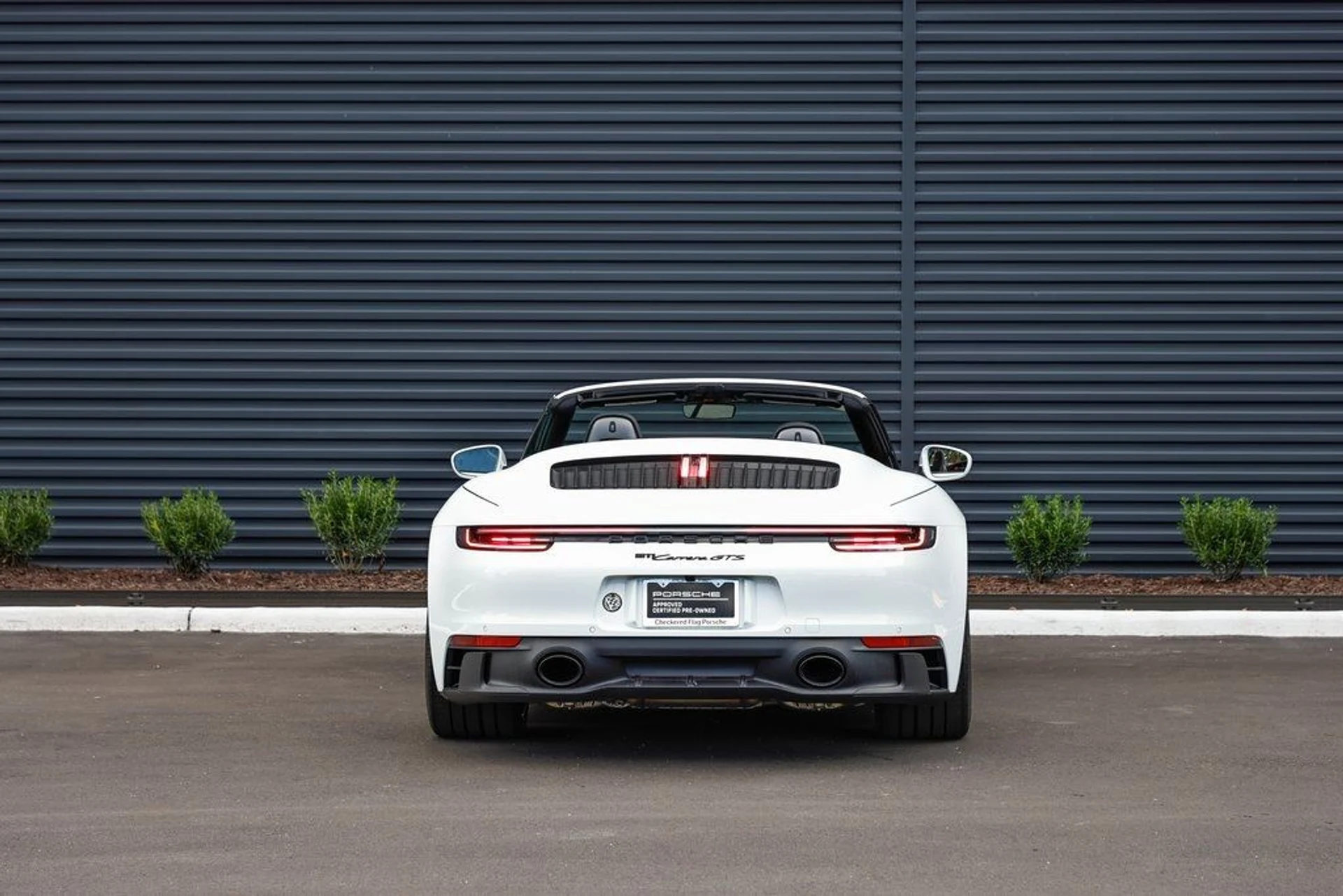 mph005_3064753030_7bd2aba53b9a9c2a1c8d532ad502ed0c_e79c086ef7