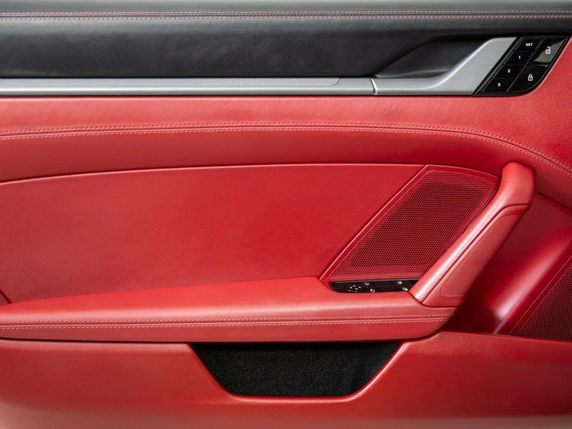 mph005_3065659297_7dz_Hjq_D_os_N_Qh_L86_SC_Uxg_Q_Pes_8cb816f116